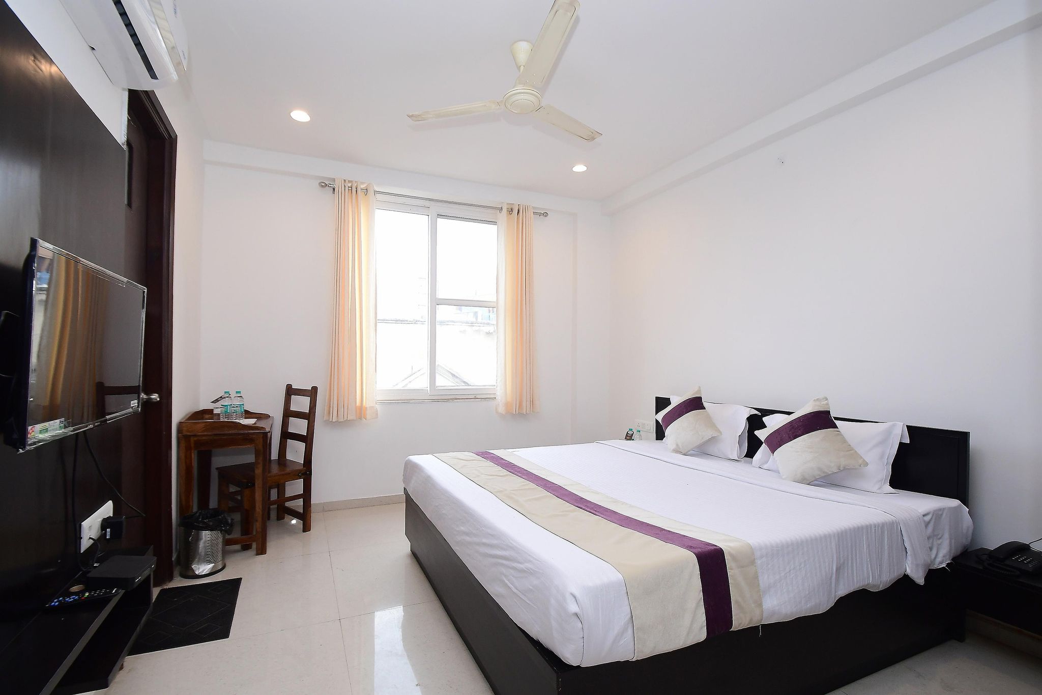 Hotel Life Inn Deluxe Room 19