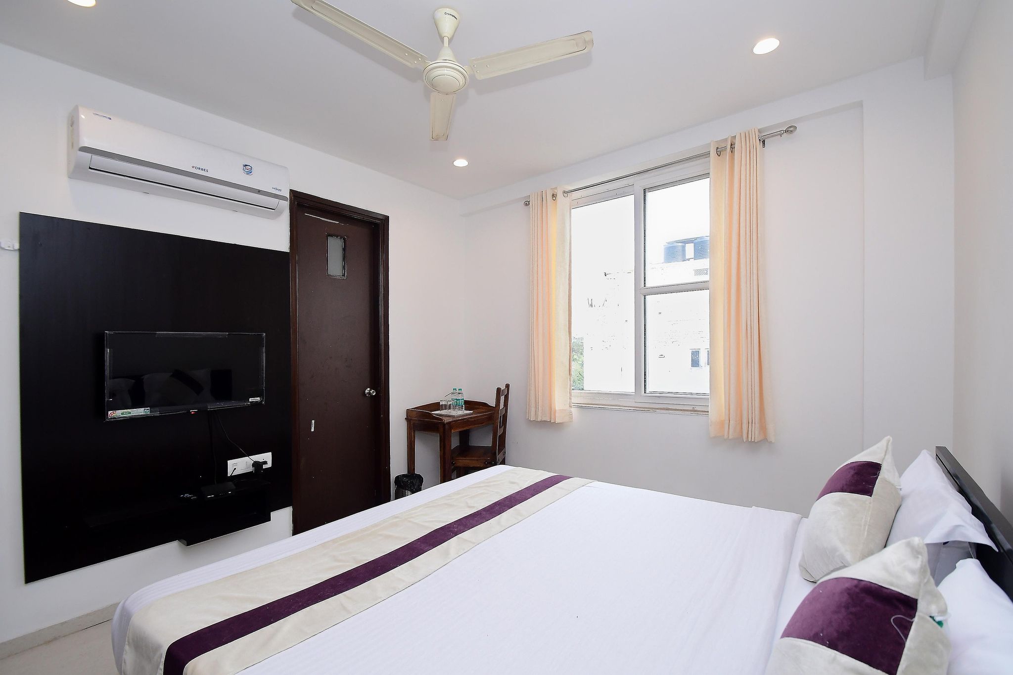 Hotel Life Inn Deluxe Room 6