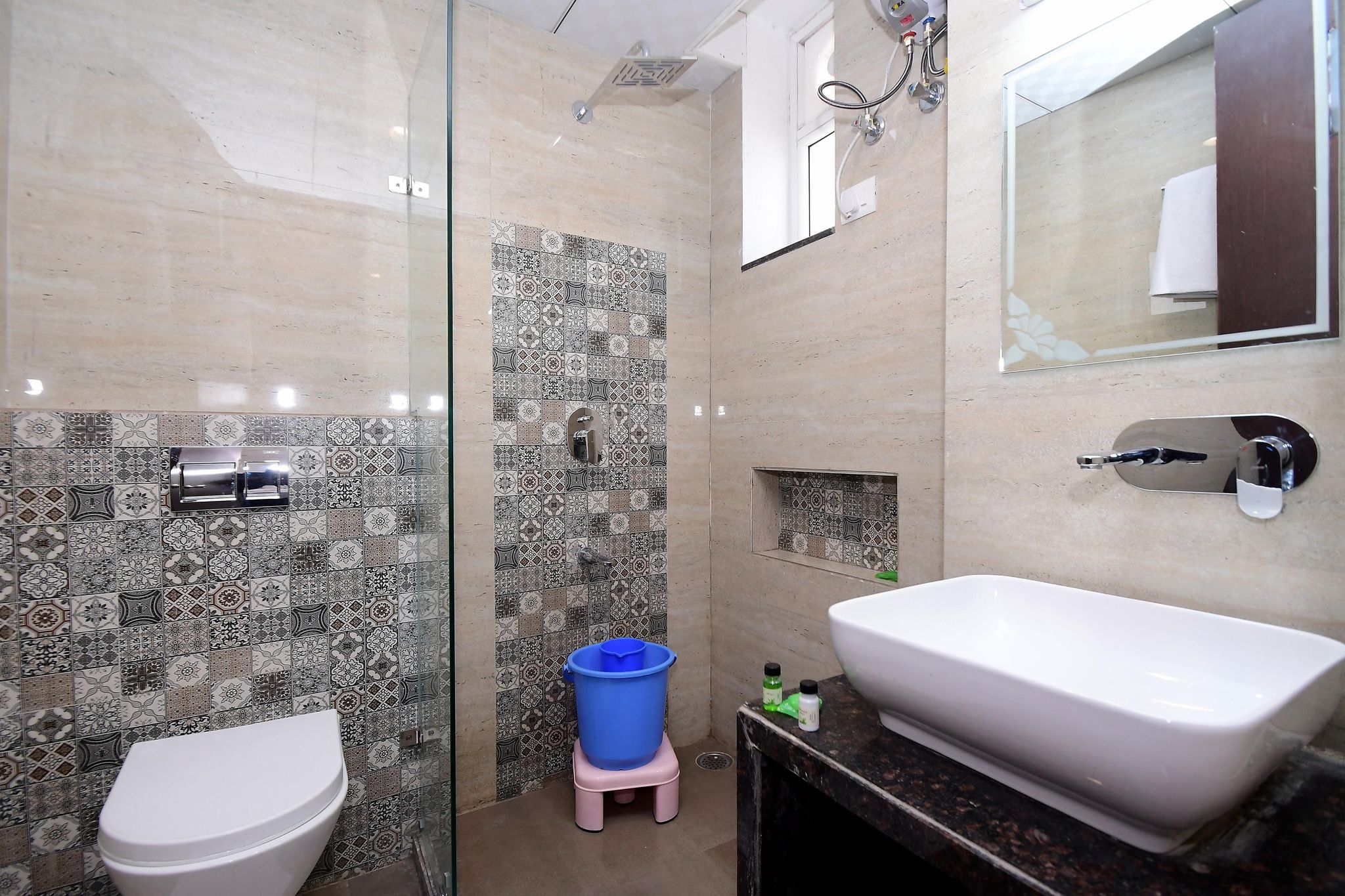 Hotel Life Inn Deluxe Room 4