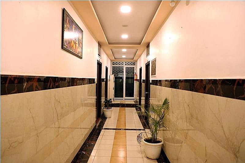 Hotel Ratnam Palace
