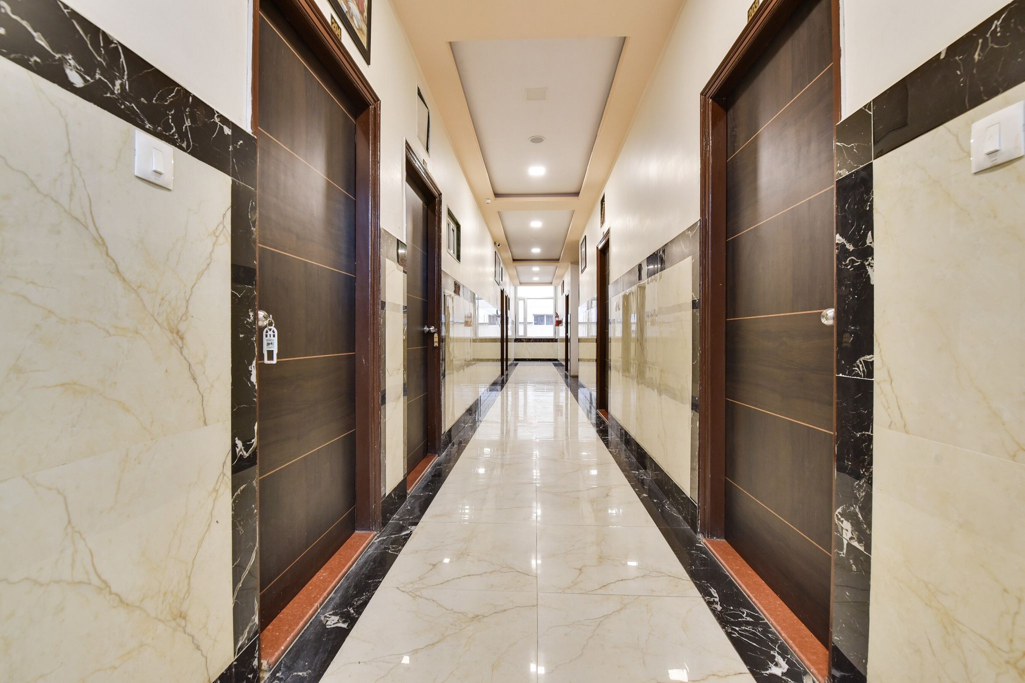 Hotel Ratnam Palace