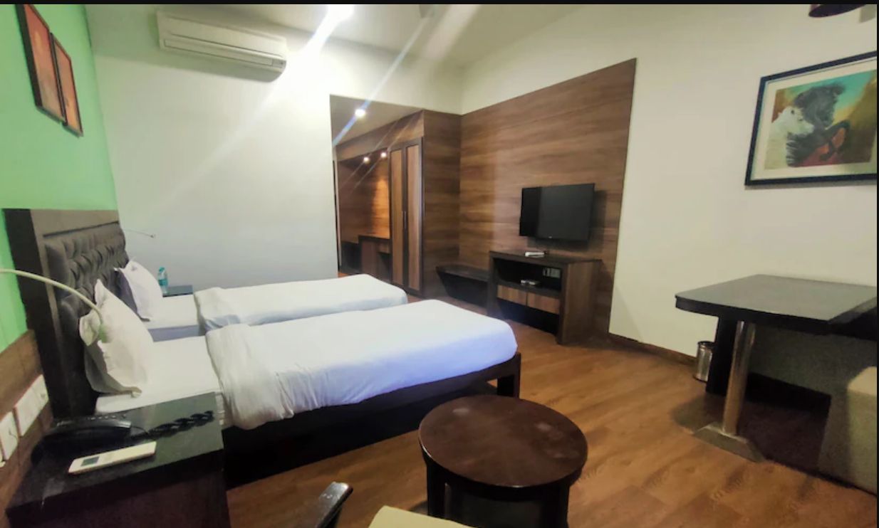 Hotel Jai Club