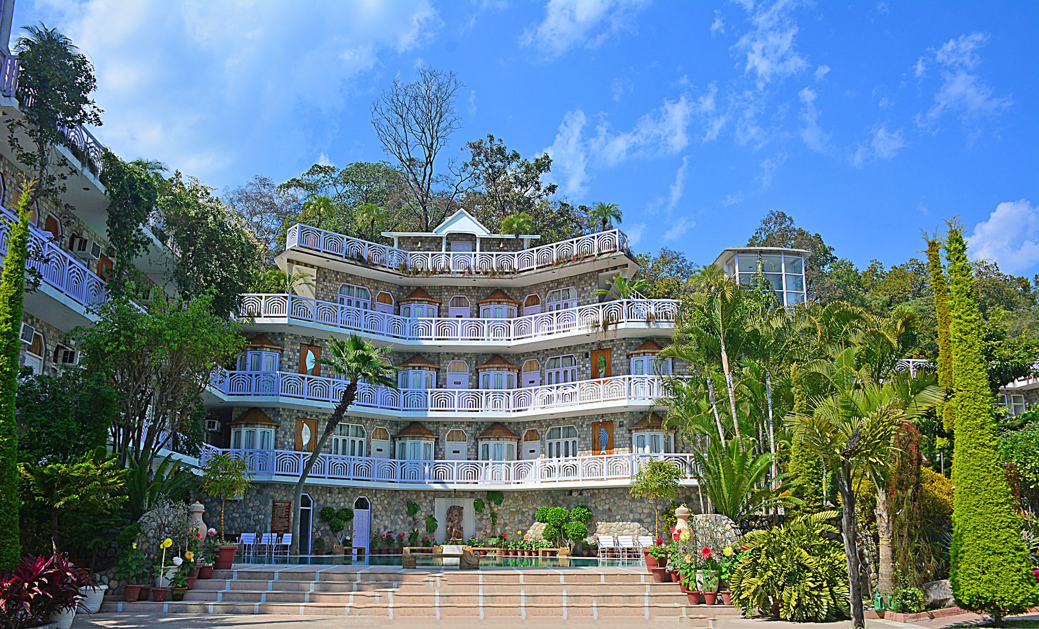 The Wild Crest Resort