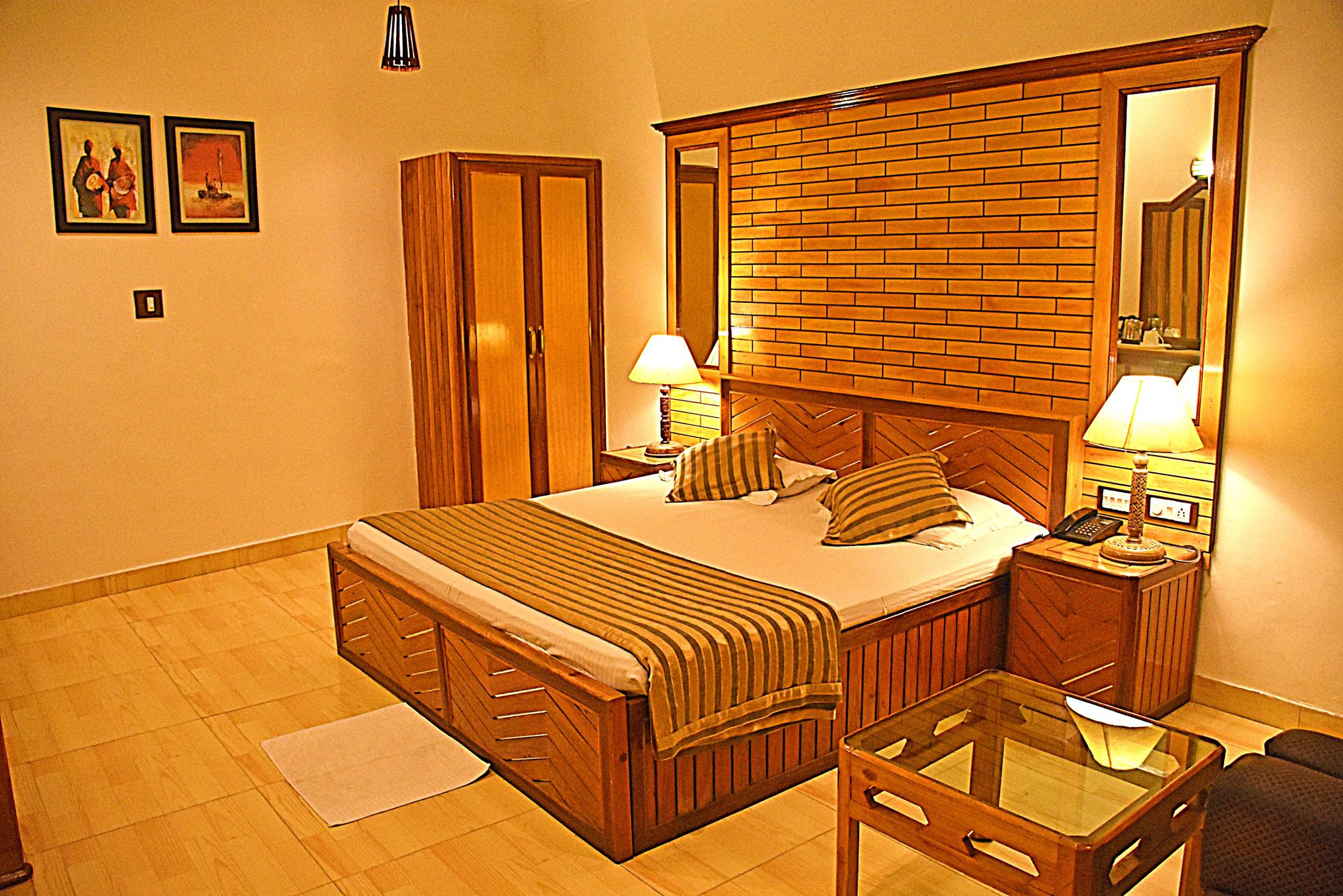 The Wild Crest Resort Cottage Room 3