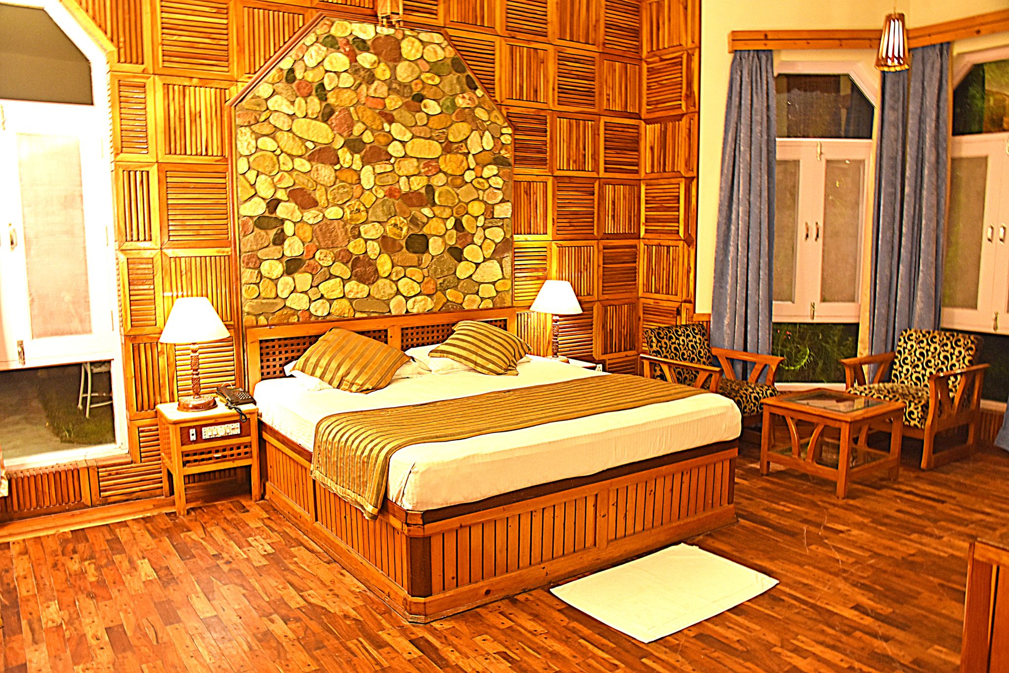 The Wild Crest Resort Cottage Room 2