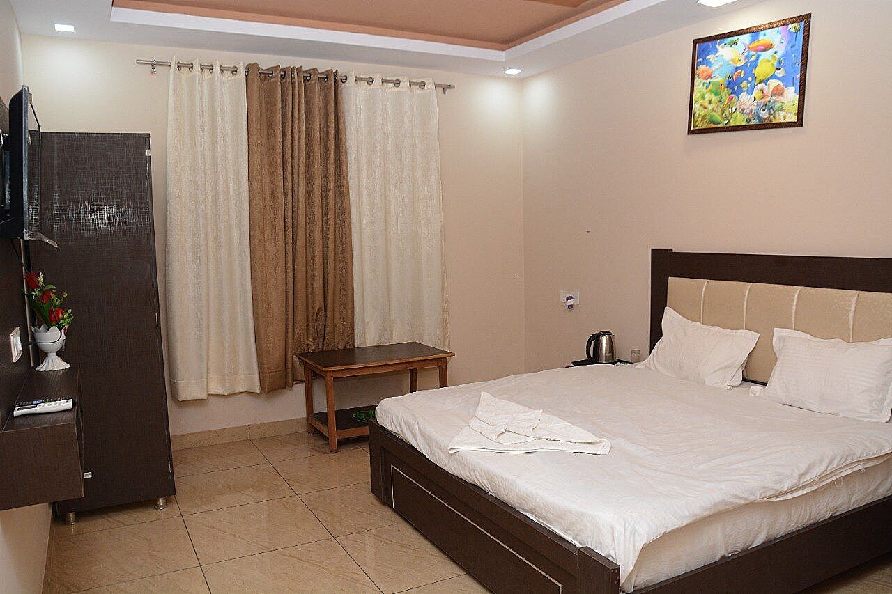 Deluxe Room Double Bedroom