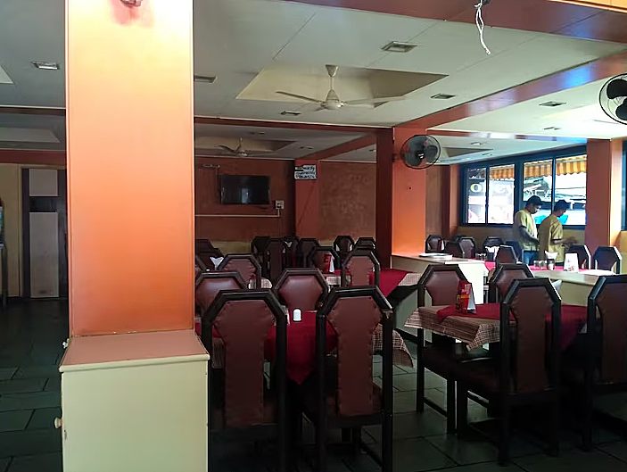 Food & Dining