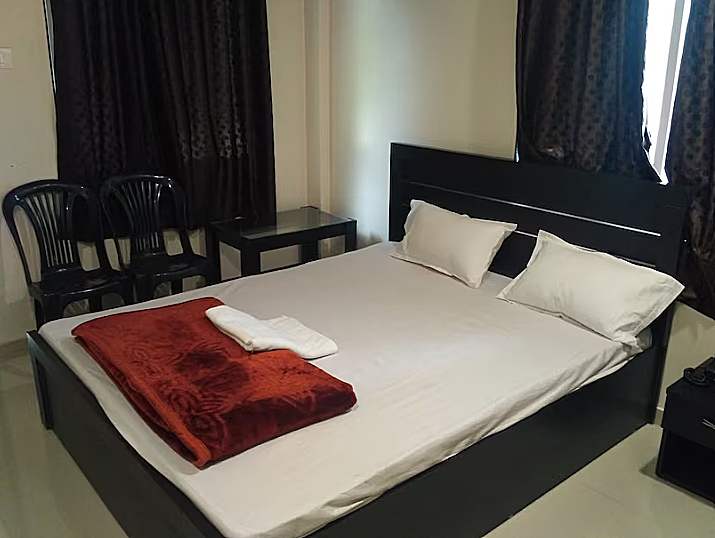 HOTEL HONEY LODGING Standard AC room 2