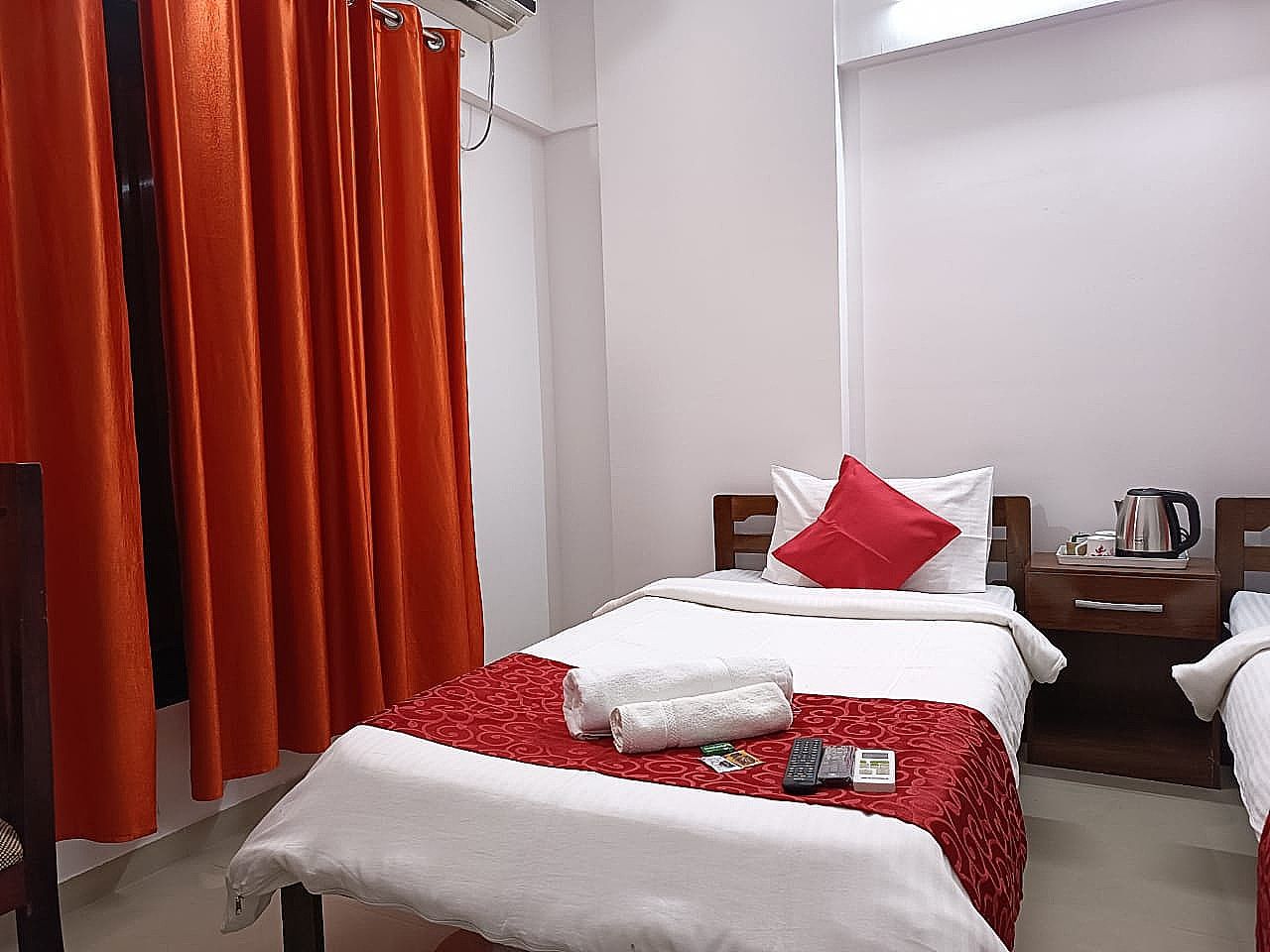 Deluxe Double AC Room