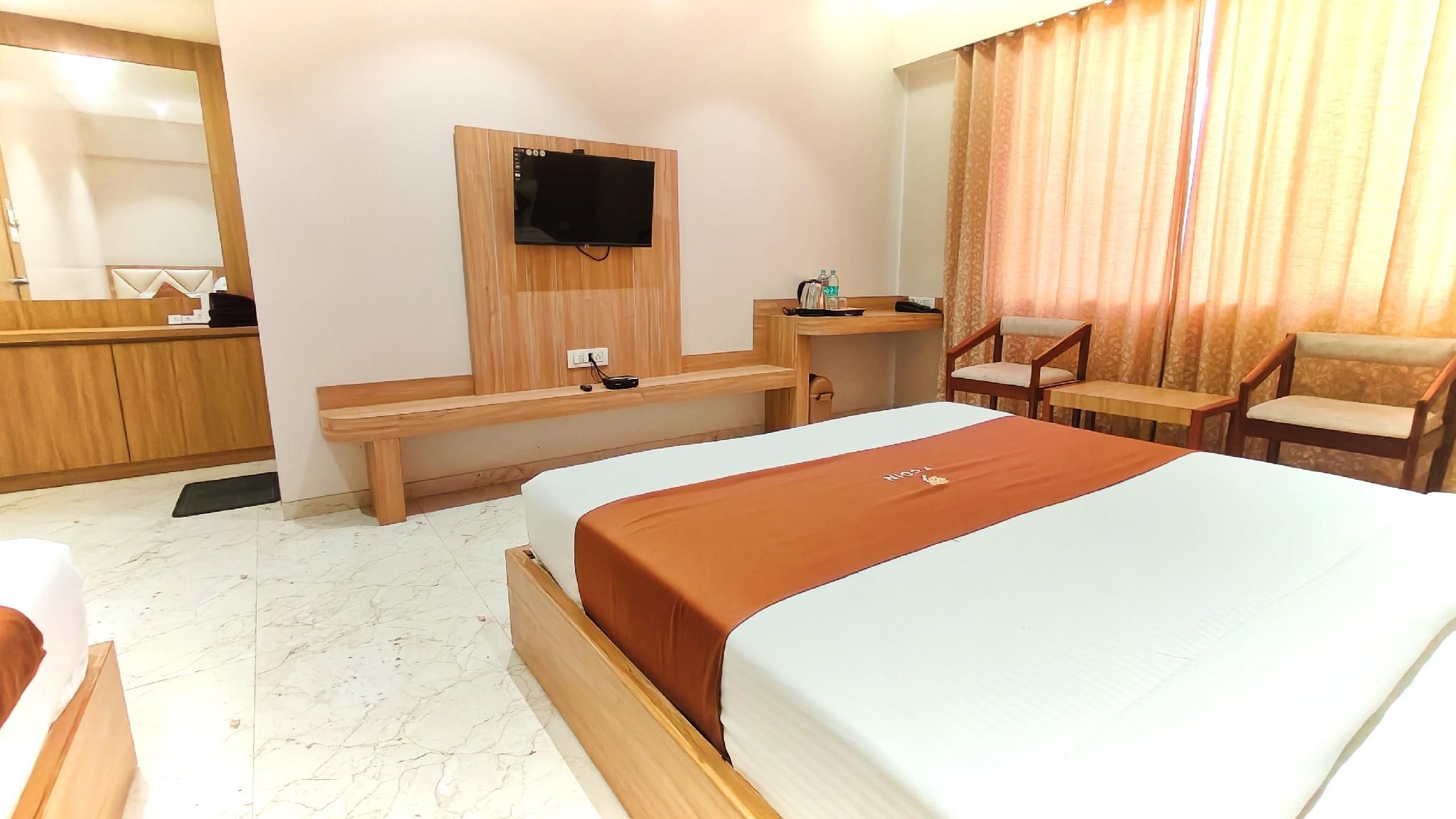 Double Bed Room With Air conditioning