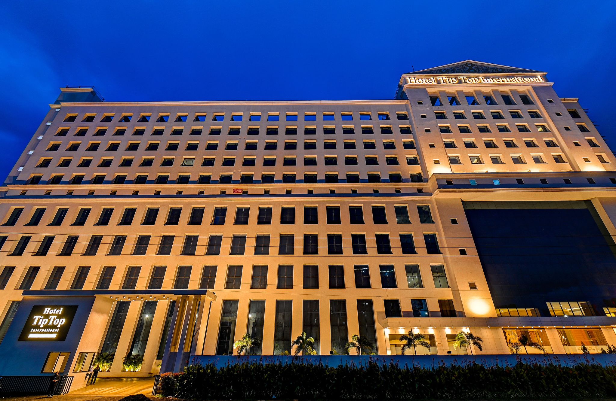 undefined Hotel Tip Top International 6