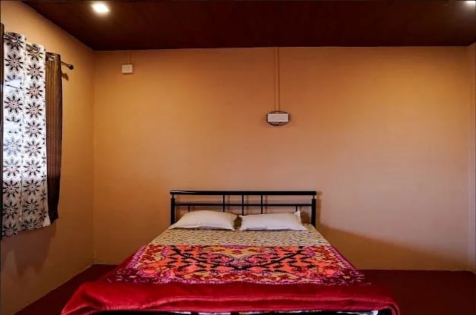 Rainforest Farm Deluxe Room Non Ac 3