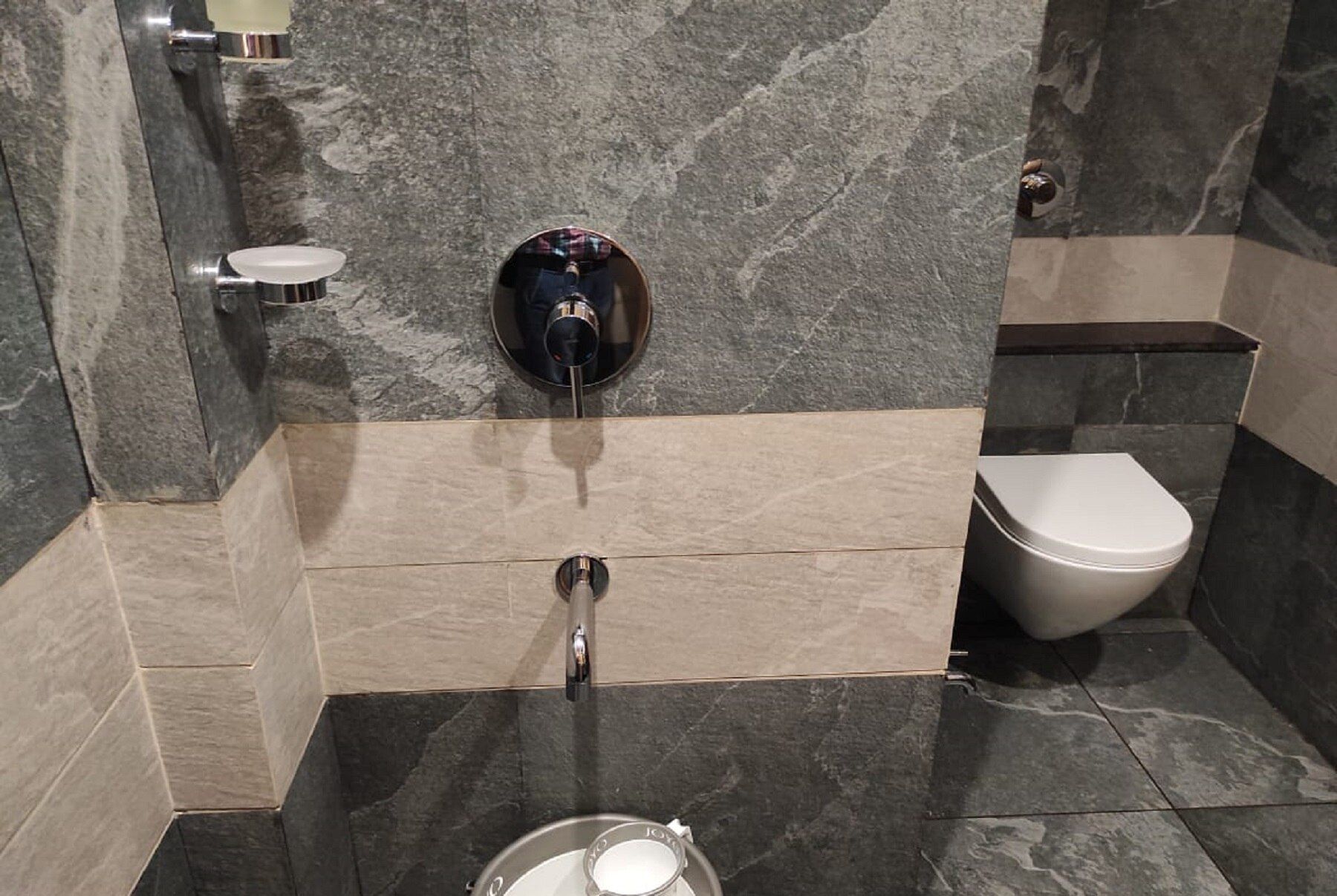 Hotel Shlok Deluxe Non AC Room 3