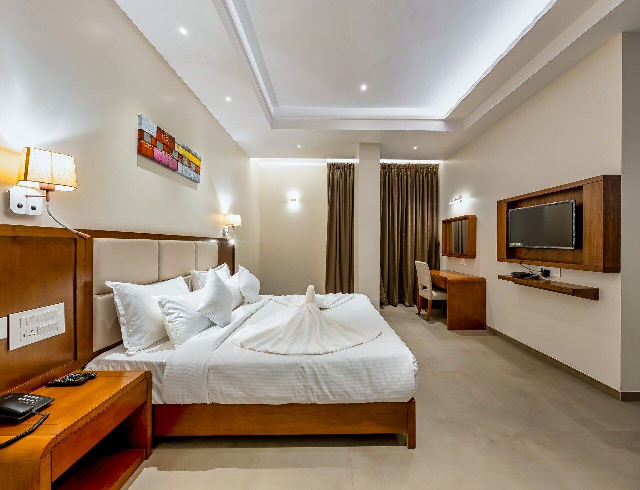 Hotel Grand Regal Deluxe Twin Bed AC Room 14