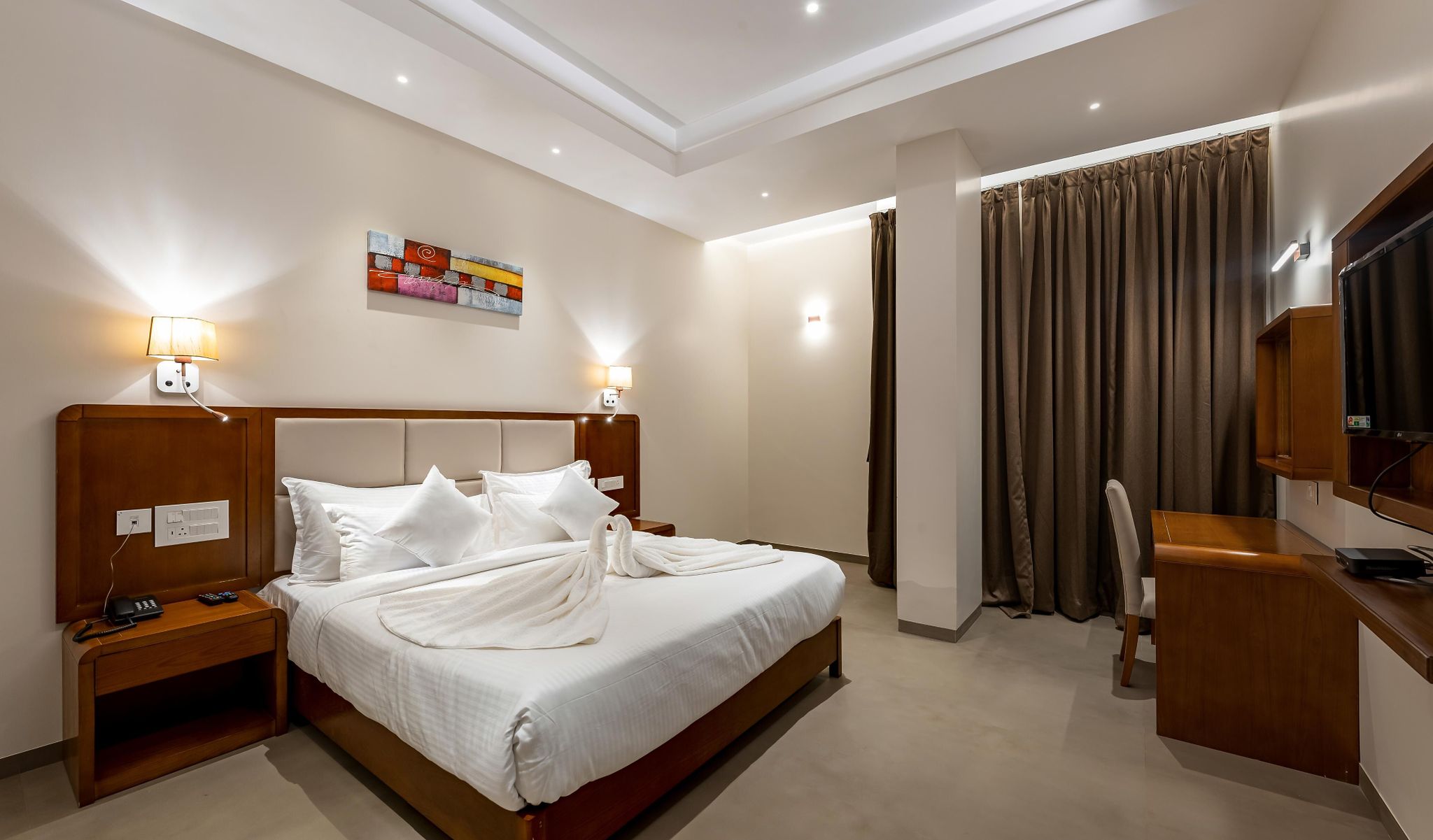 Hotel Grand Regal Deluxe Twin Bed AC Room 13