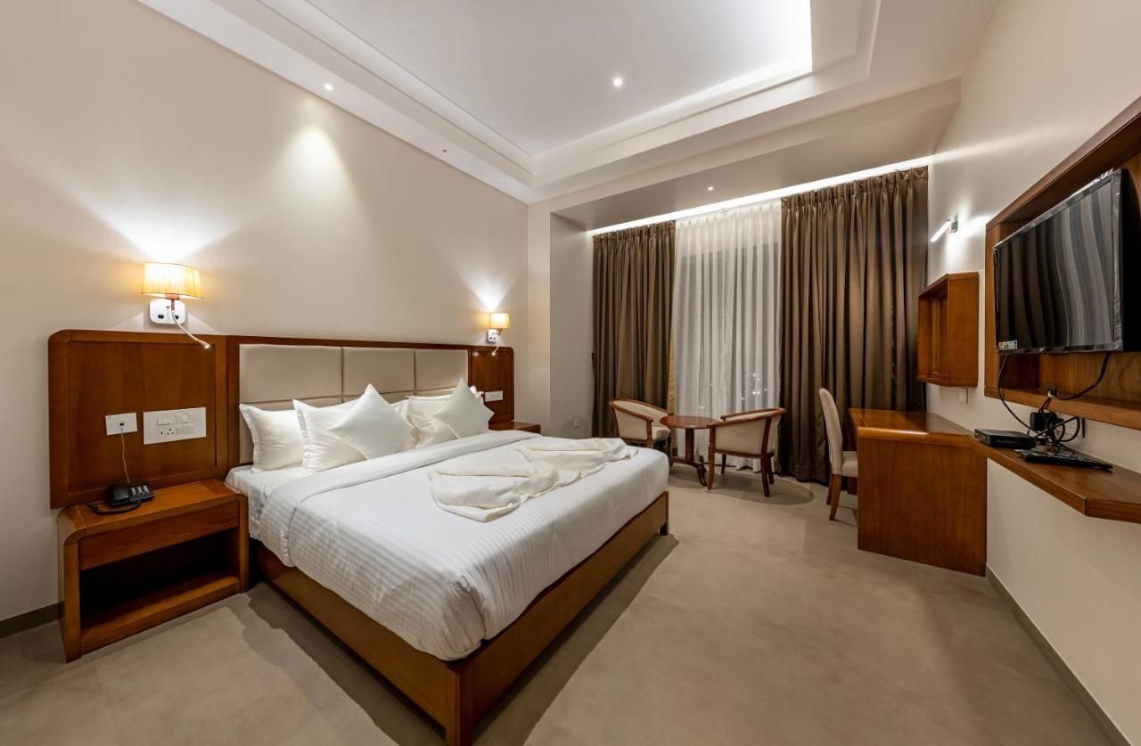 Hotel Grand Regal Super Deluxe AC Room