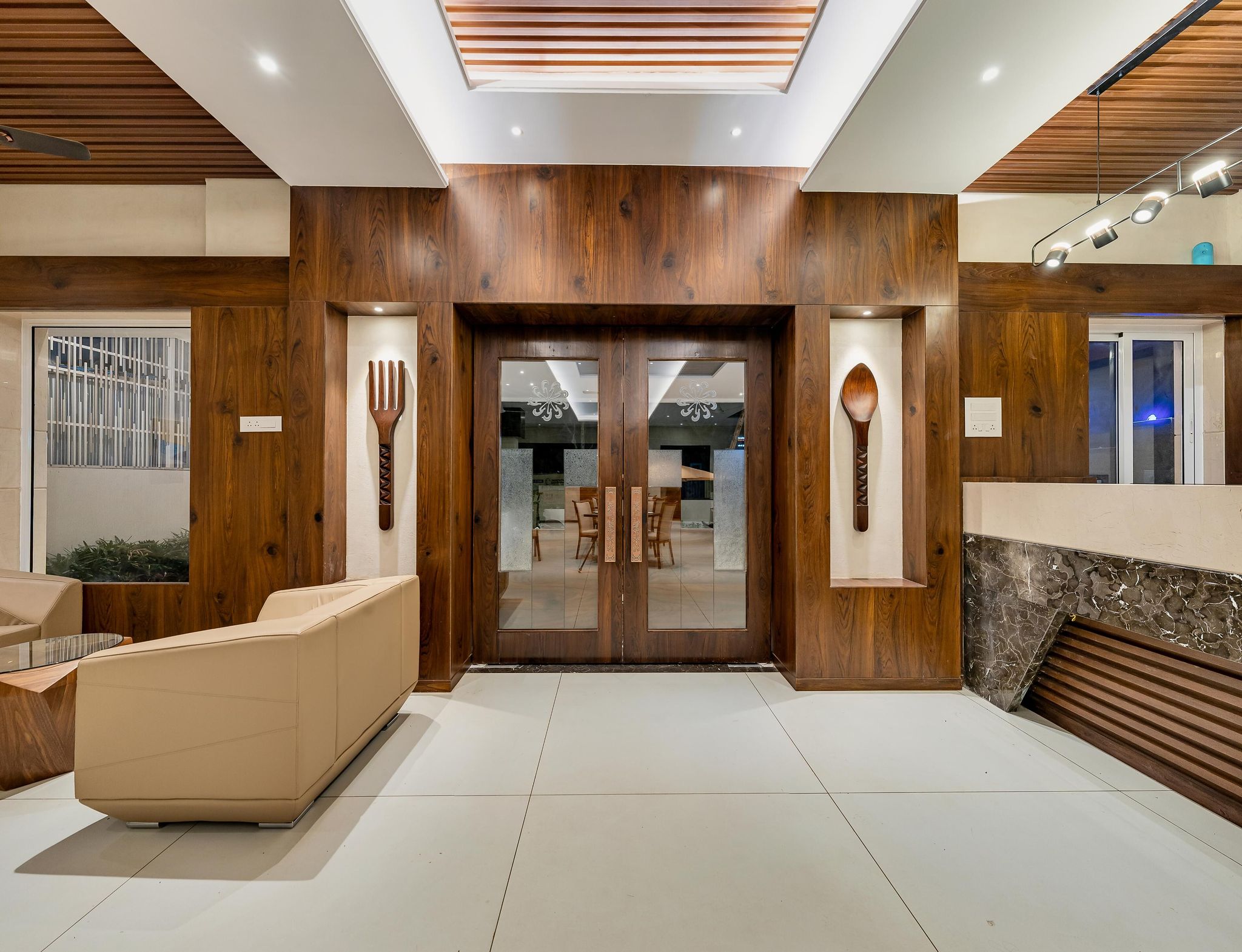 Hotel Grand Regal Deluxe Twin Bed AC Room 8