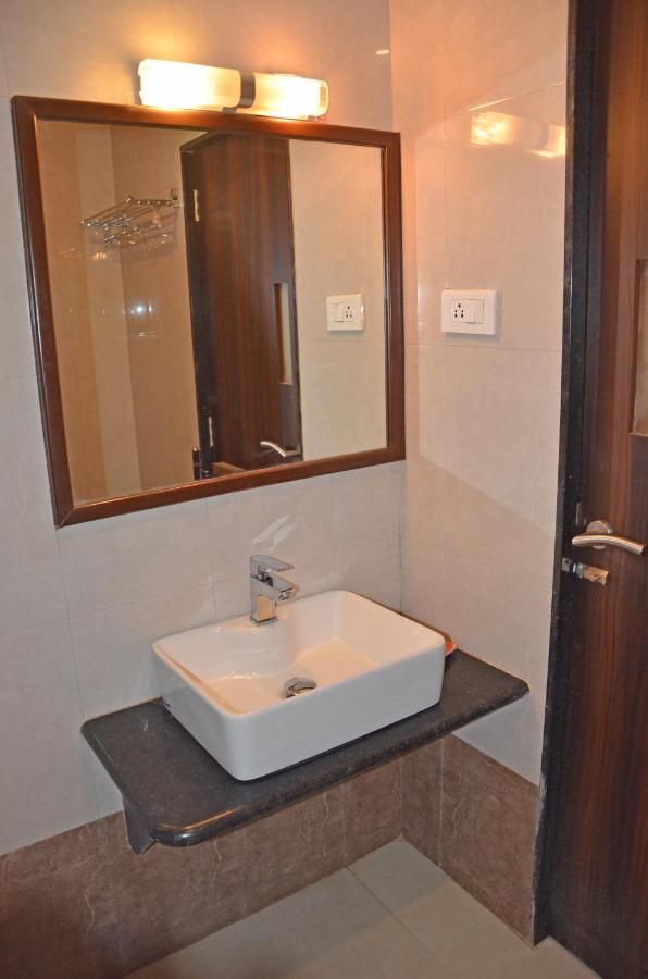 GreenLand-Elegant Executive Deluxe Non AC