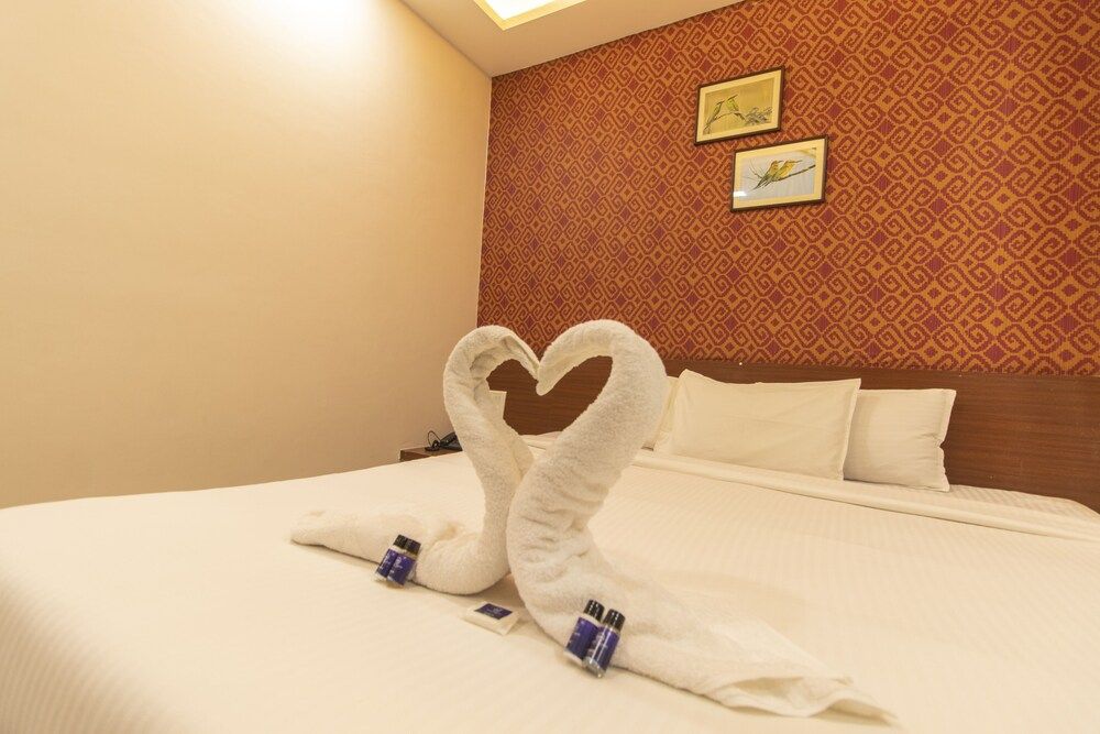 WOW STAYZ2 Hotel Misty Meadows Deluxe Room 25