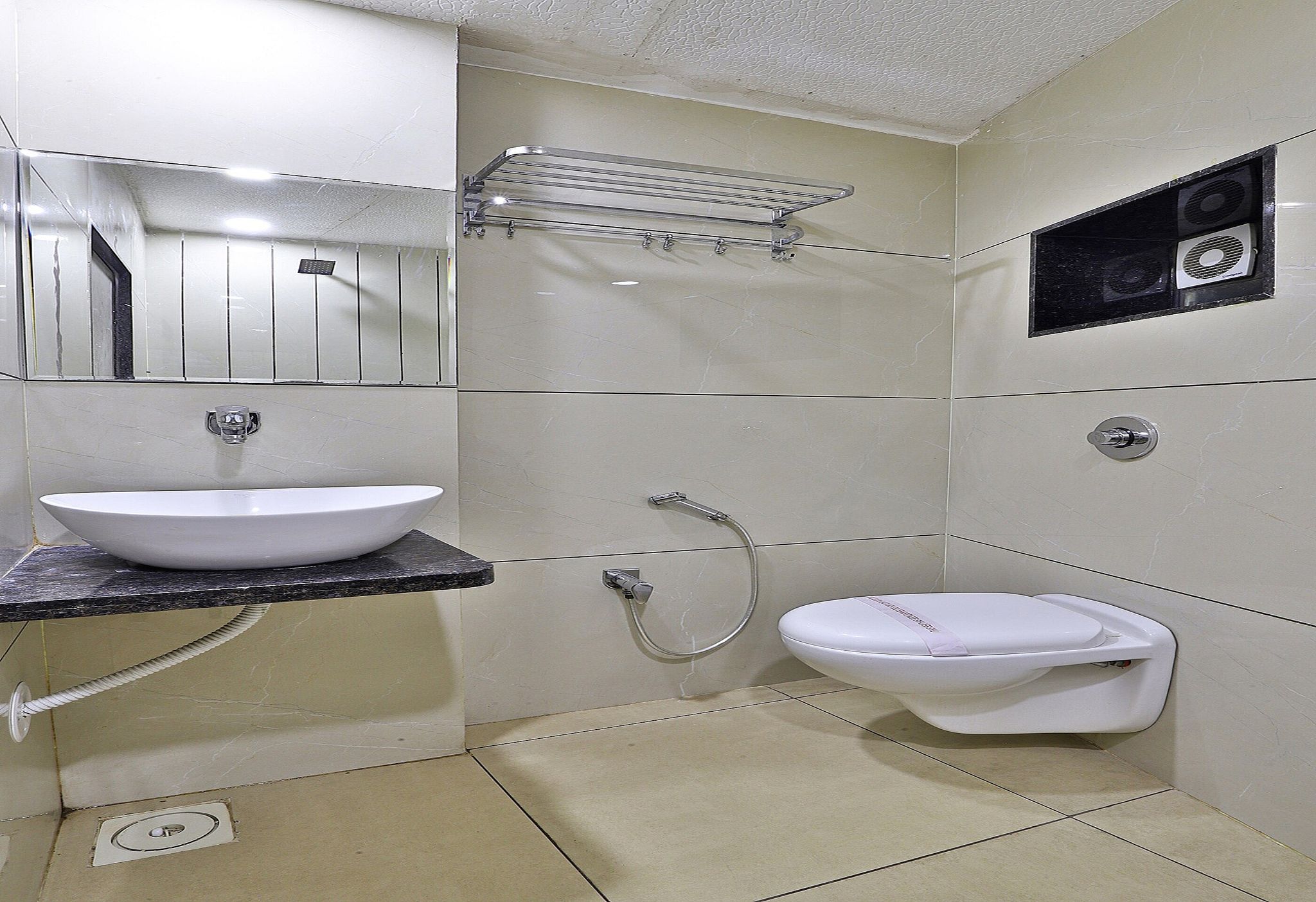 Hotel Signature Executive Room 19