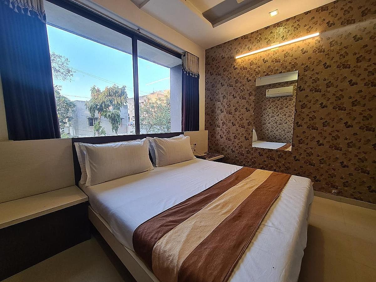 Hotel Nova Residency Nova Basic Non AC Shared Bathroom 4