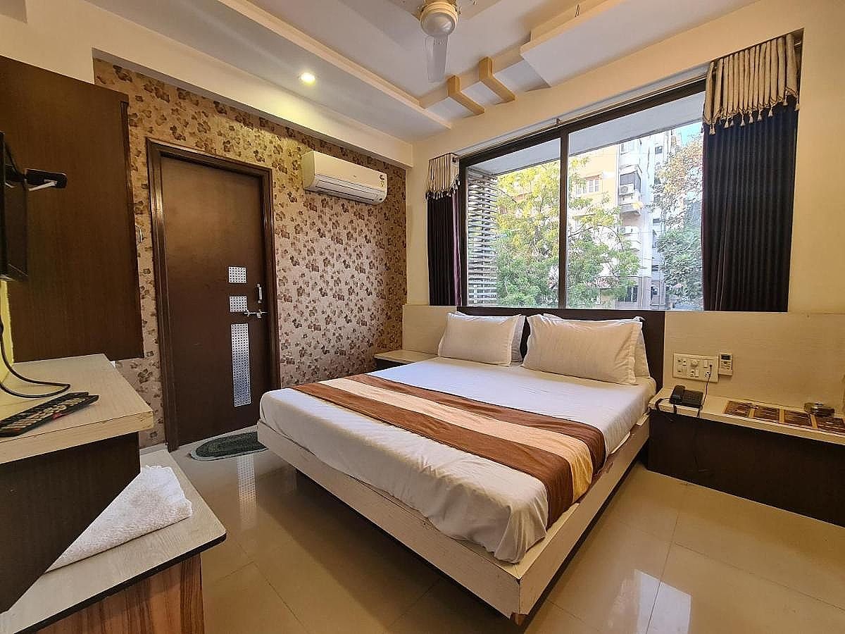 Hotel Nova Residency Nova Basic Non AC Shared Bathroom