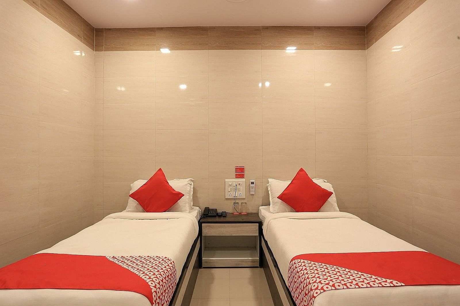 Deluxe AC Room