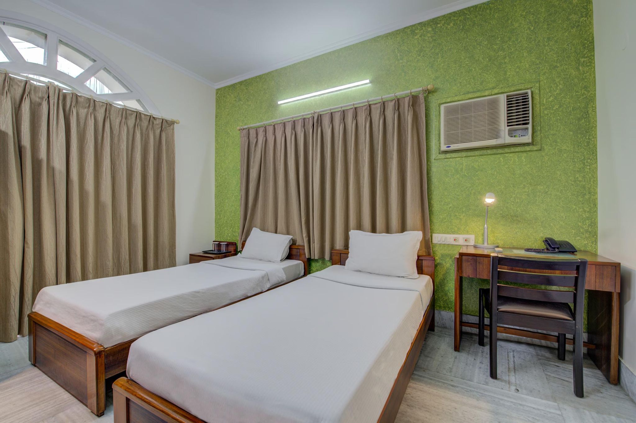 Dorota House Deluxe Room 12