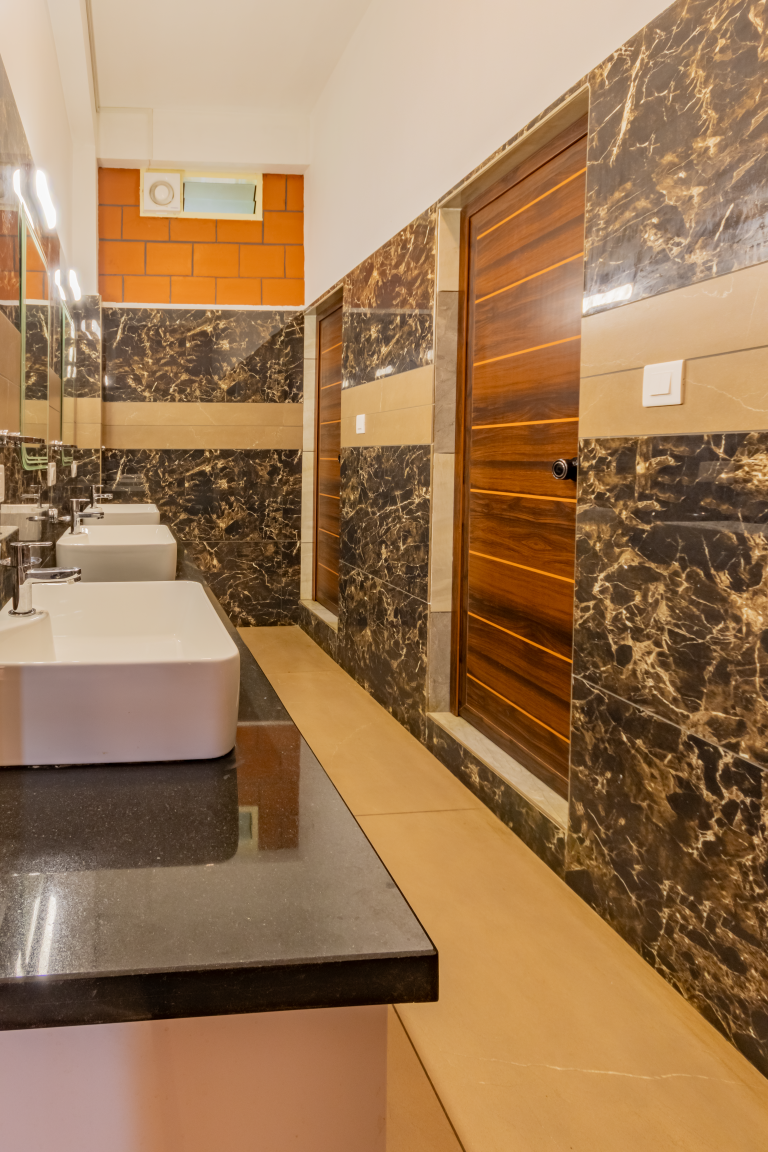 Nest Inn 10-Bed Dormitory 4