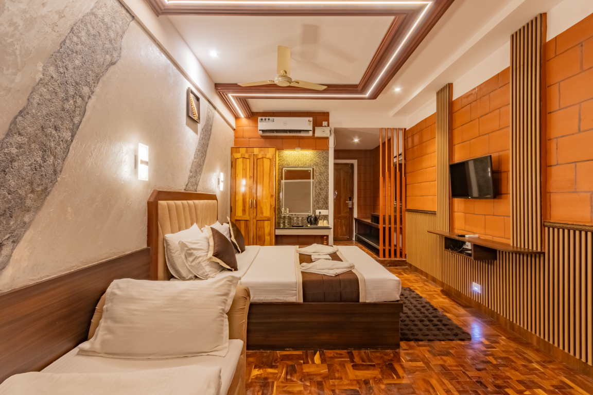 Nest Inn Deluxe Quadruple Room 4