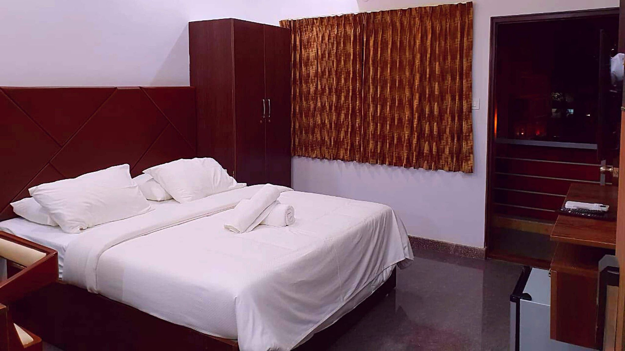Domus Regency by ShriGo Hotels, Bangalore Standard Room 12