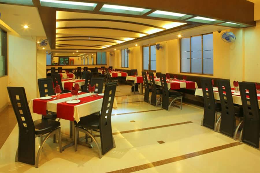 undefined Hotel Icon inn 8