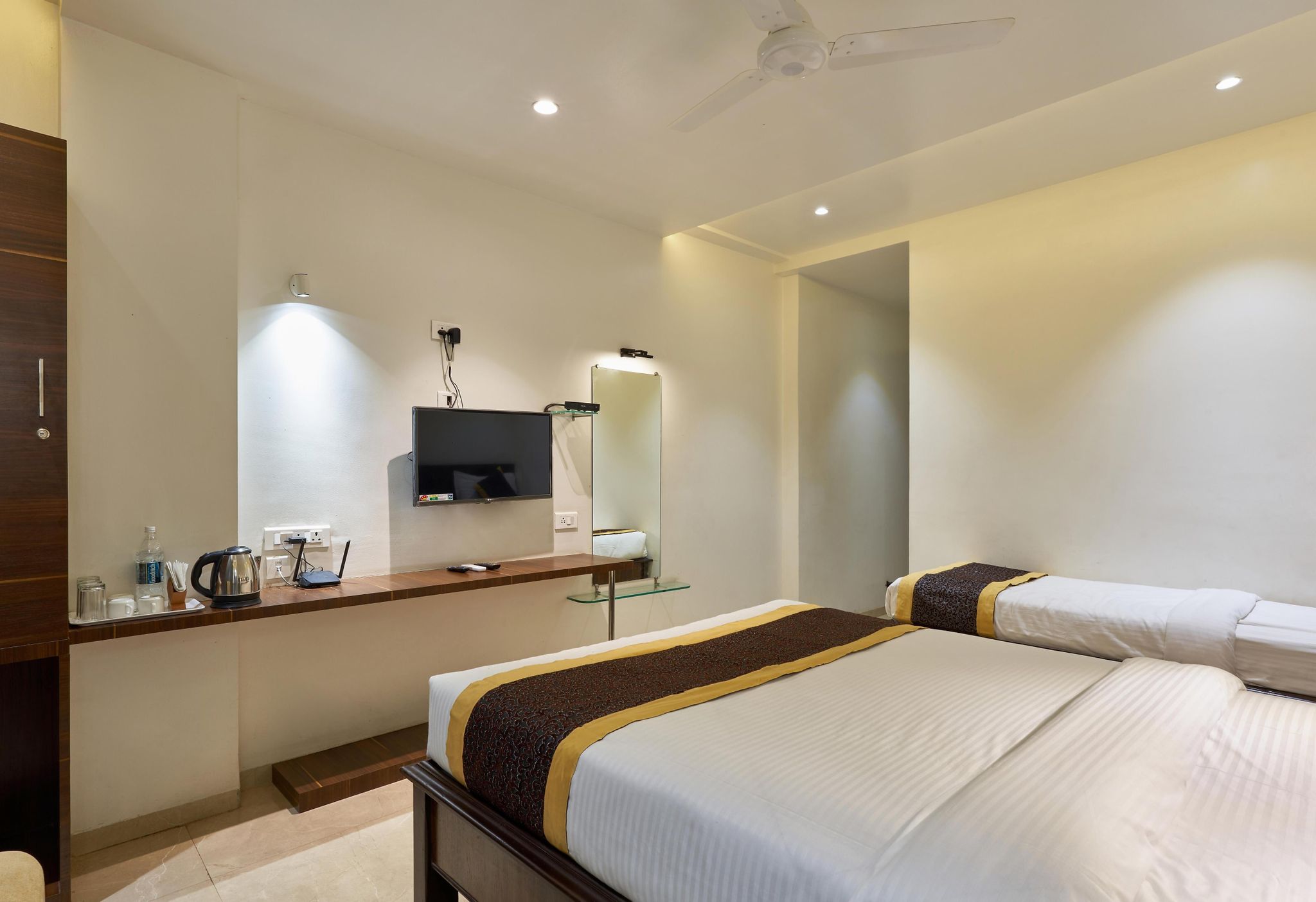 HOTEL FORTUNE INN Deluxe Non Ac Room