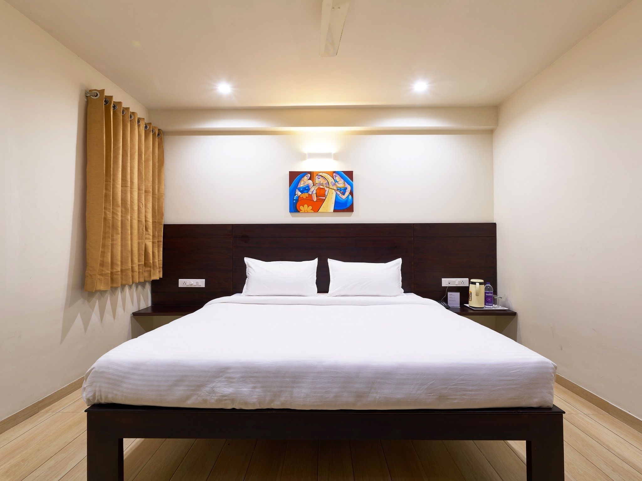 Hotel Tulsi Deluxe Room Non A/c  2