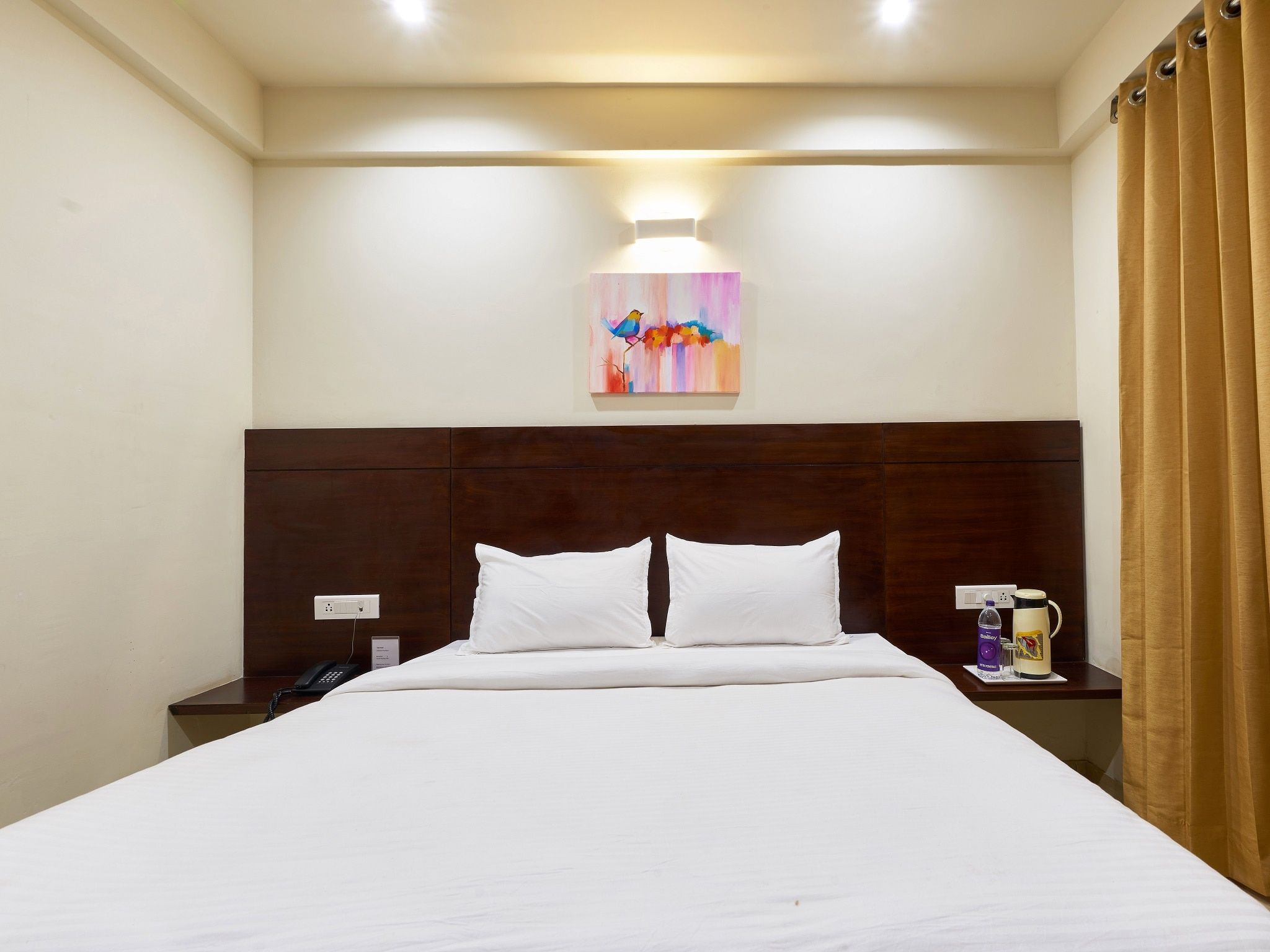 Hotel Tulsi Deluxe Room Non A/c  8