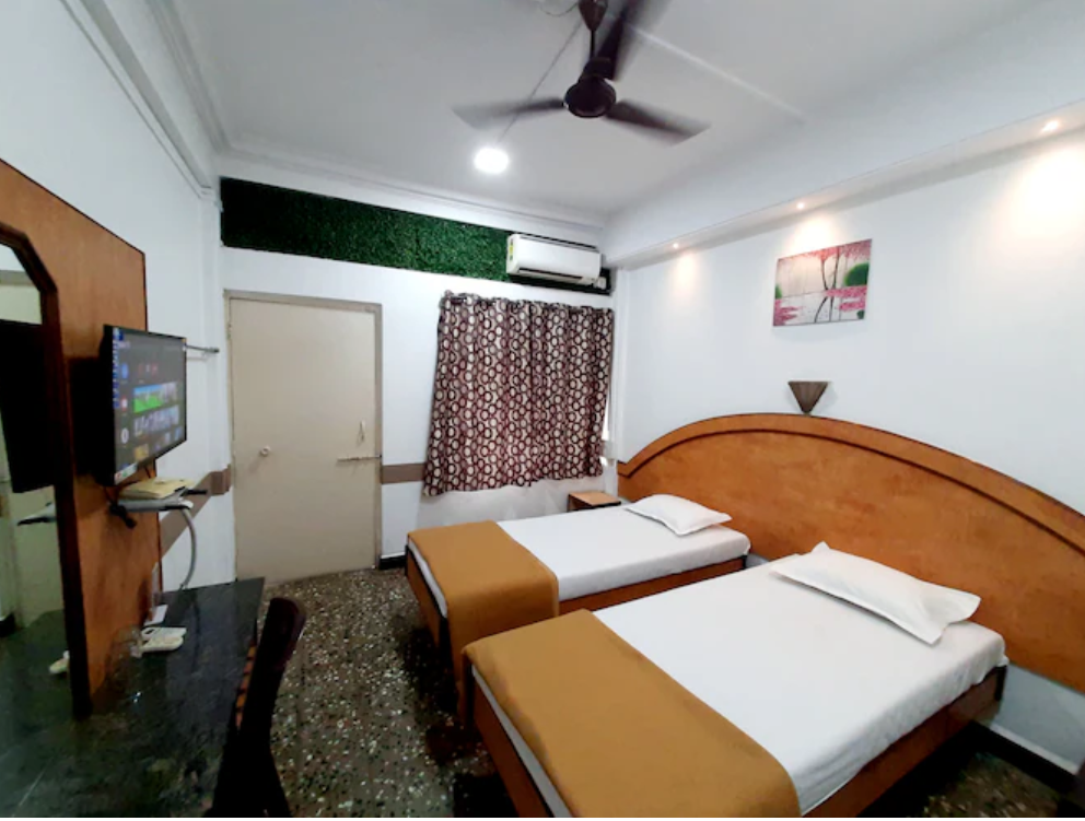 Hotel Ashray Residency Executive Room AC 2