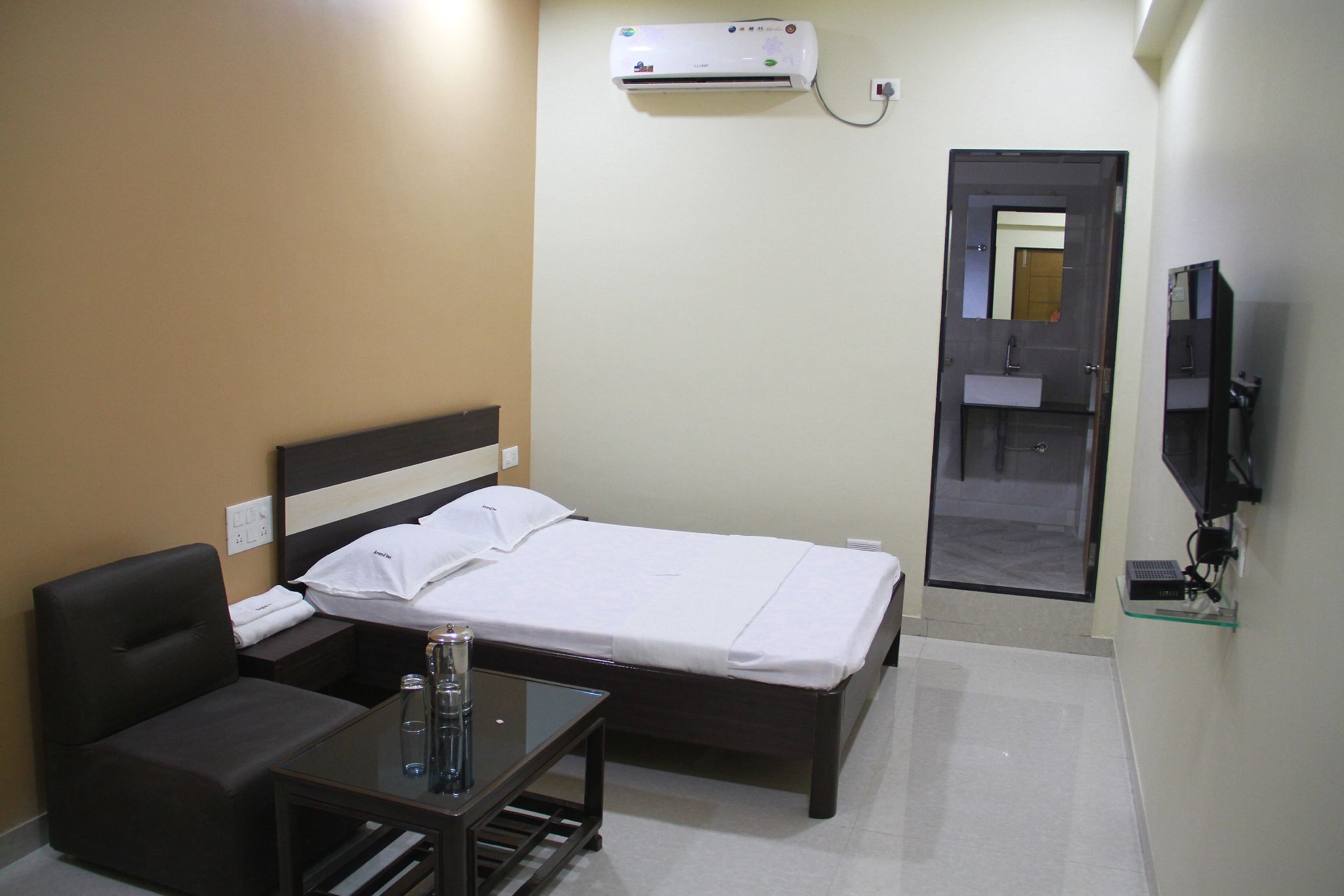 undefined Hotel Anand Inn Residency 8