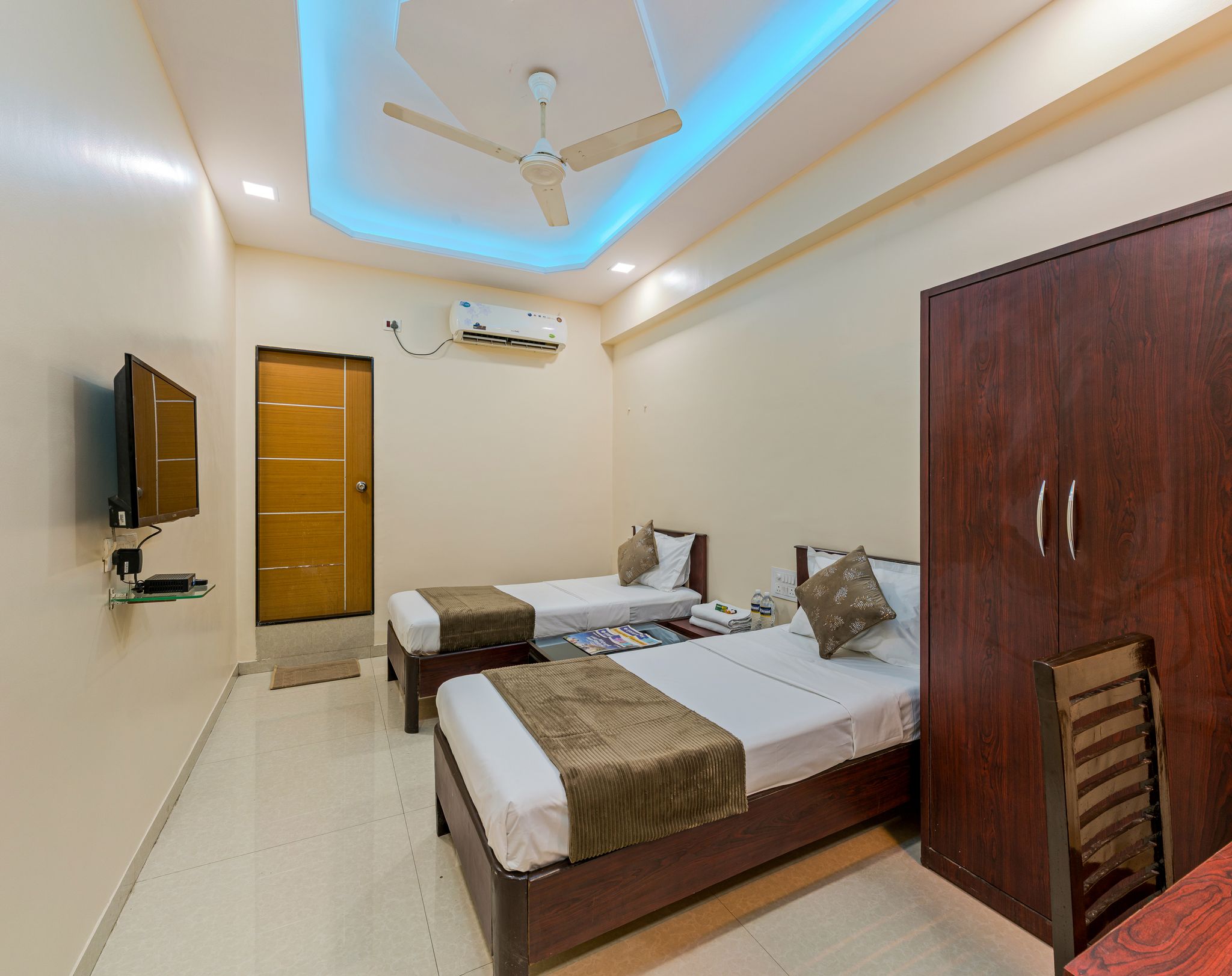 Deluxe Twin Room AC