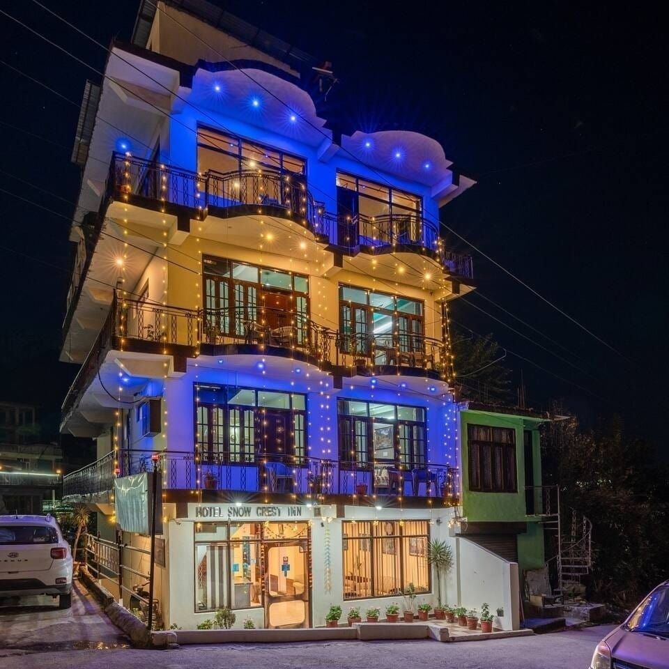 undefined Hotel Snow Crest Inn | A Pure Veg Hotel 