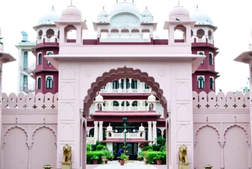 Hotel Exterior