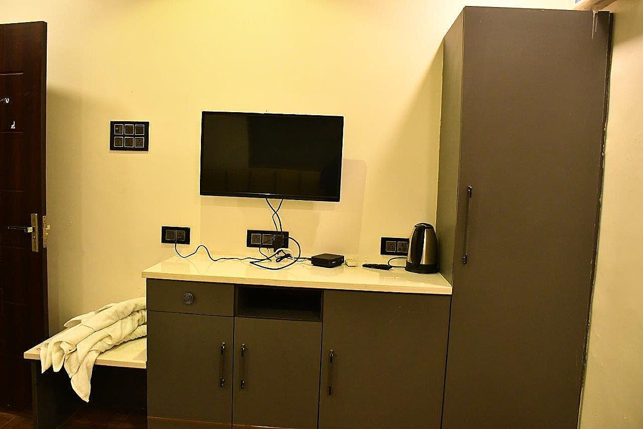 Hotel CPS Castle Deluxe Room 8