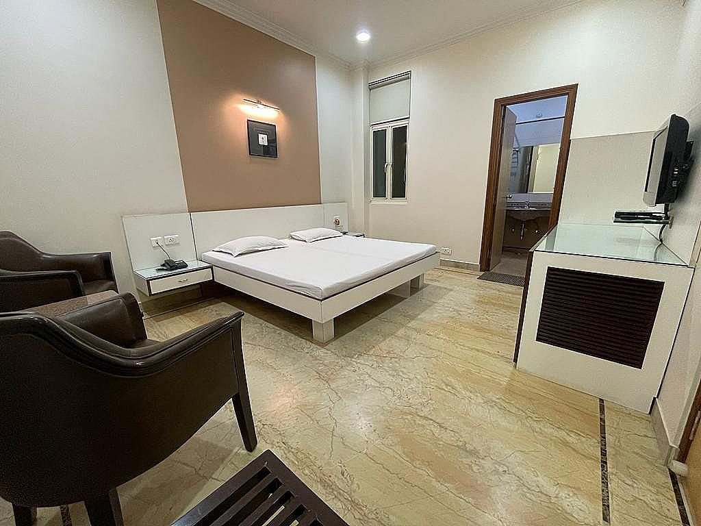 undefined Hotel Narula 5