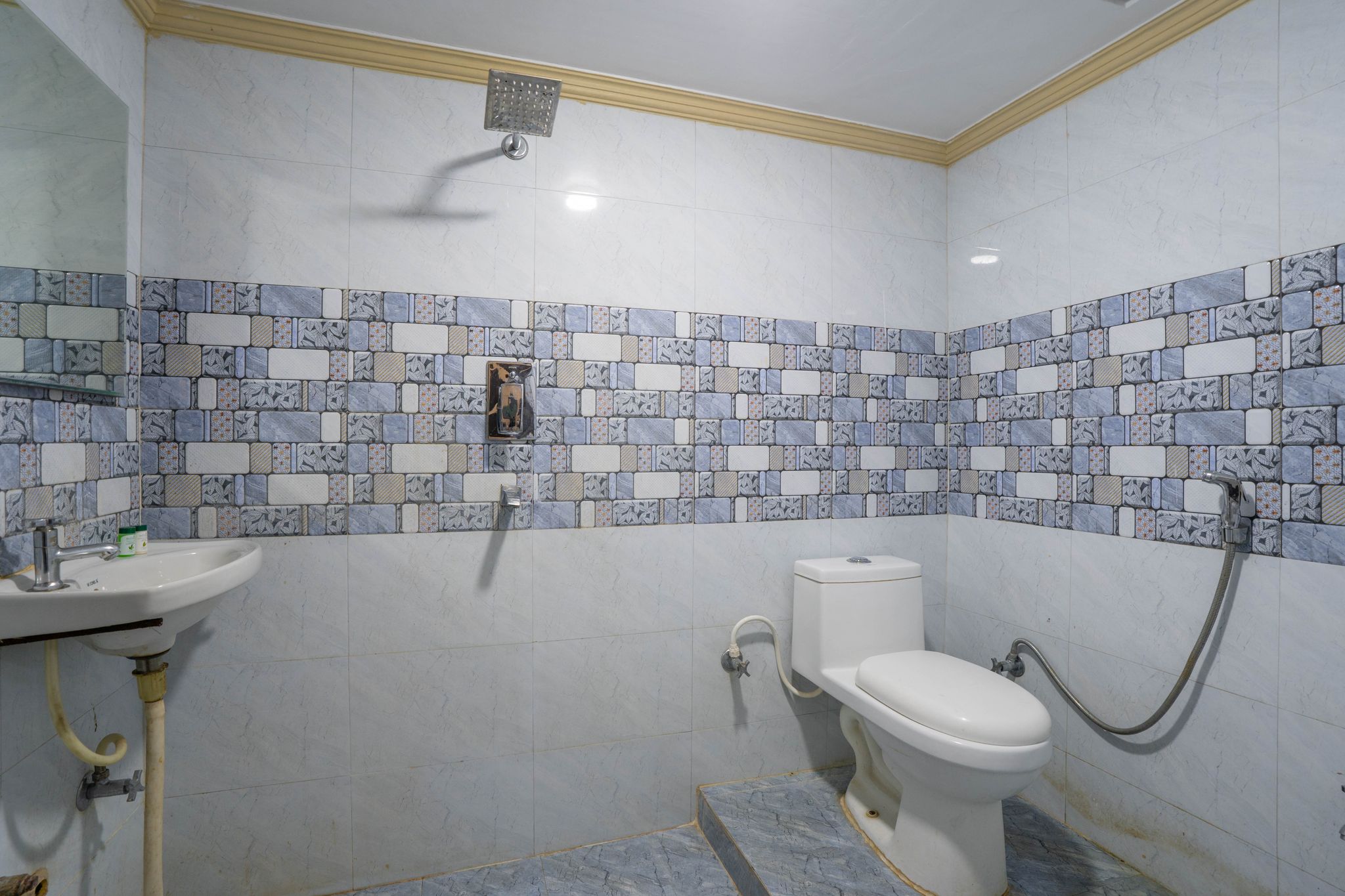 Deluxe Studio Suite
