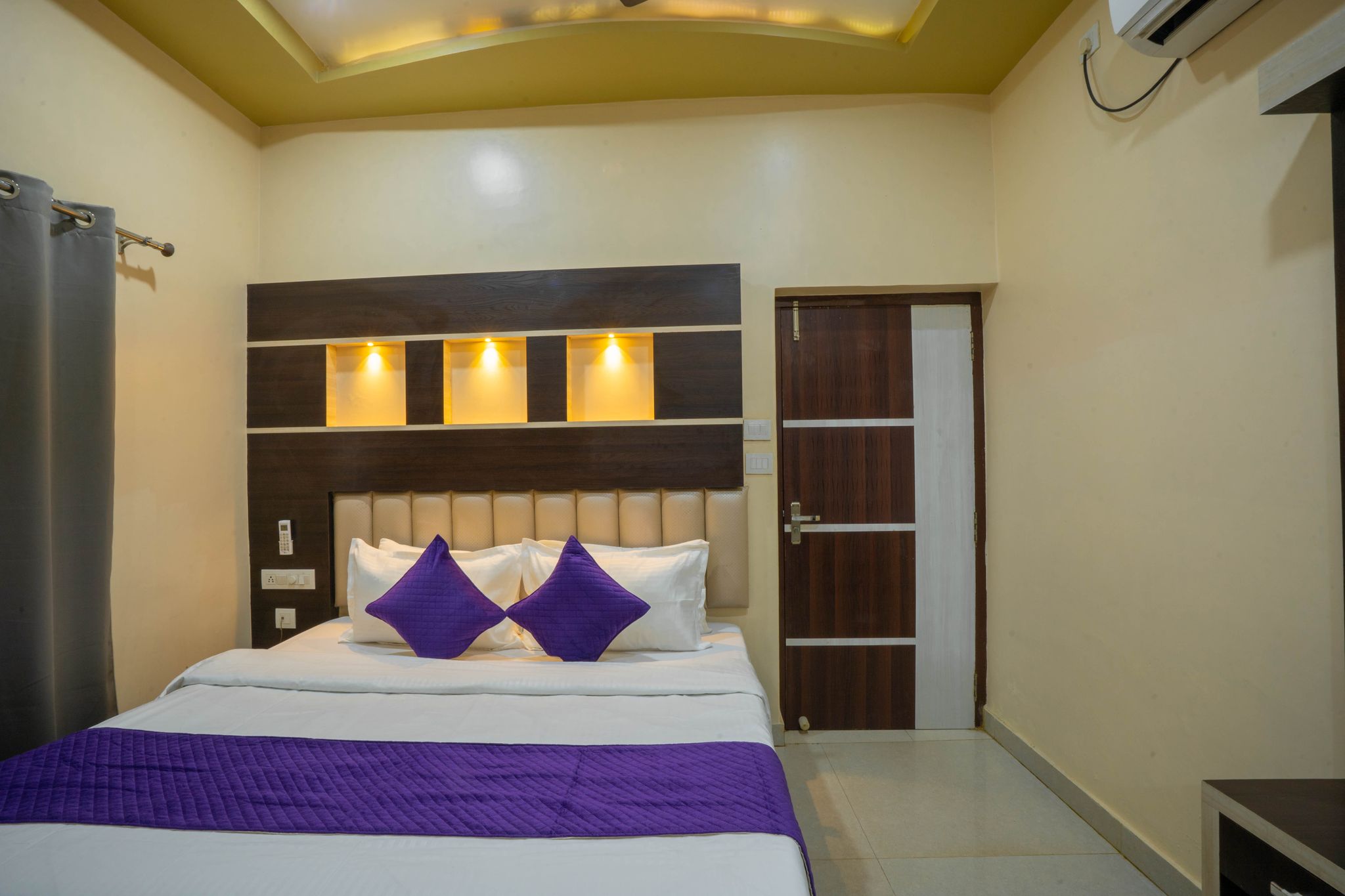 Hotel Kiaara Deluxe Room 3