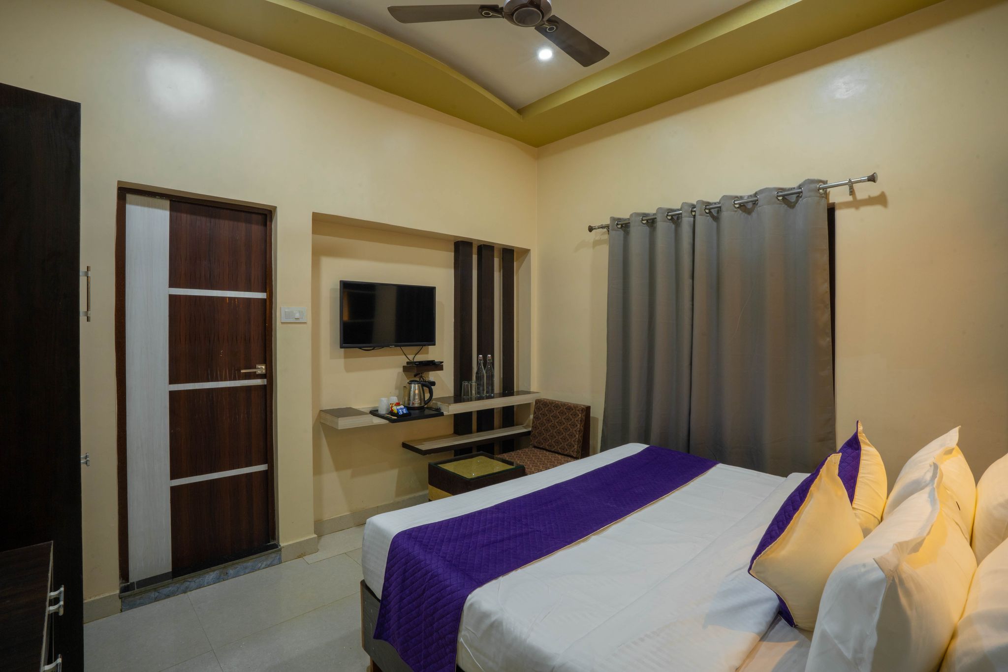 Hotel Kiaara Deluxe Room 4