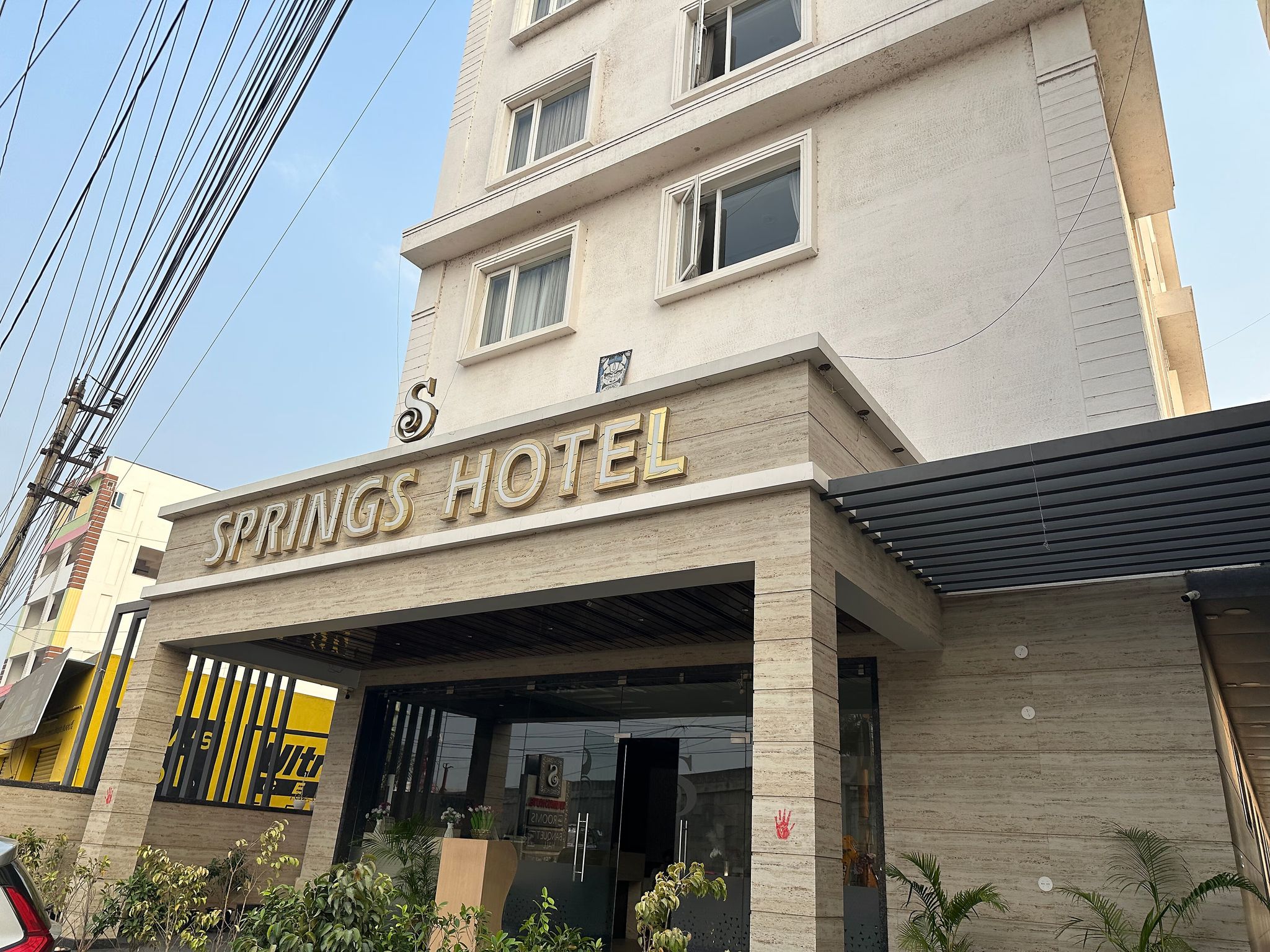 Springs Hotel