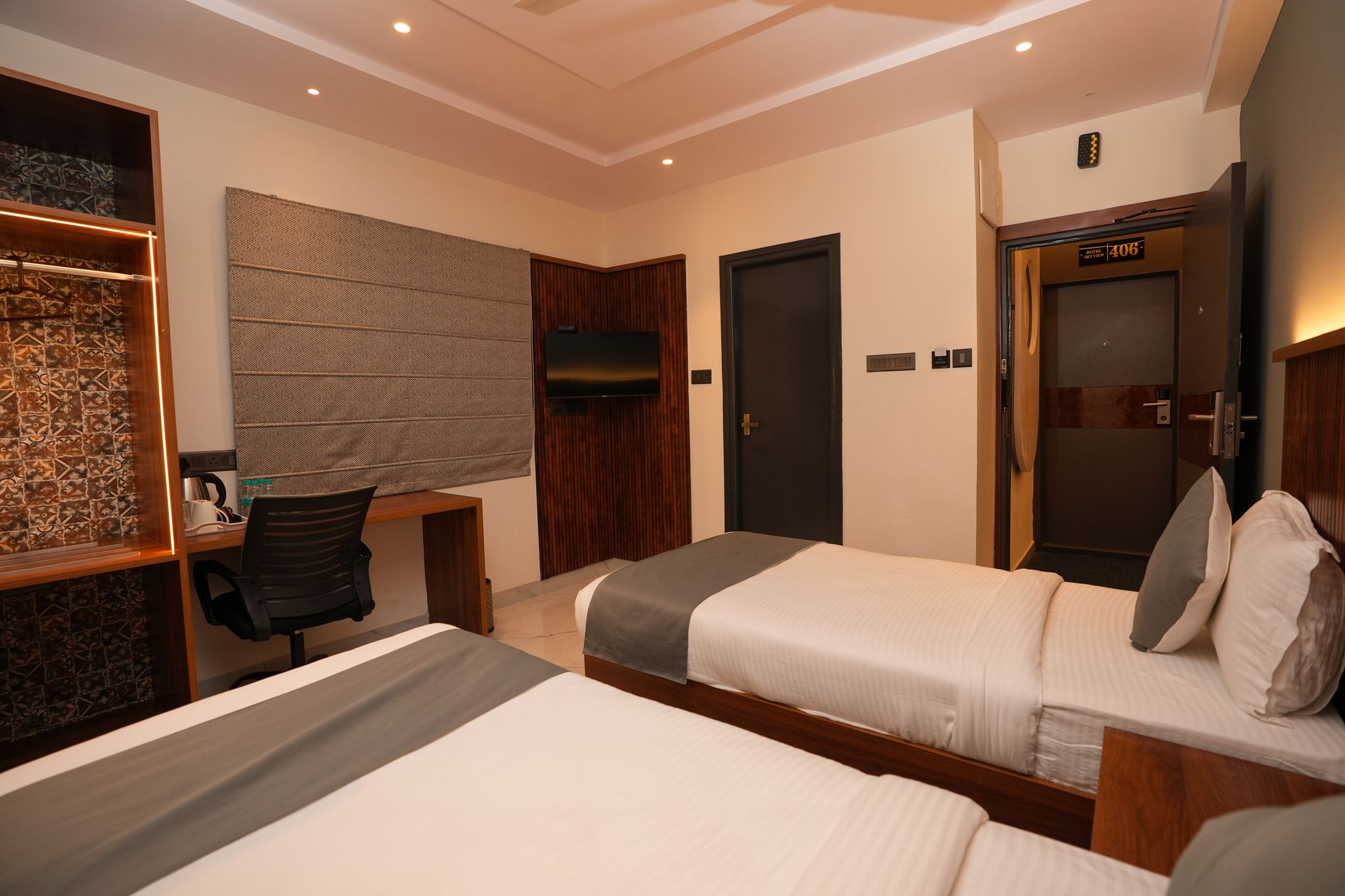 SKYVIEW BOUTIQUE HOTEL Premium Room With Twin Bed
