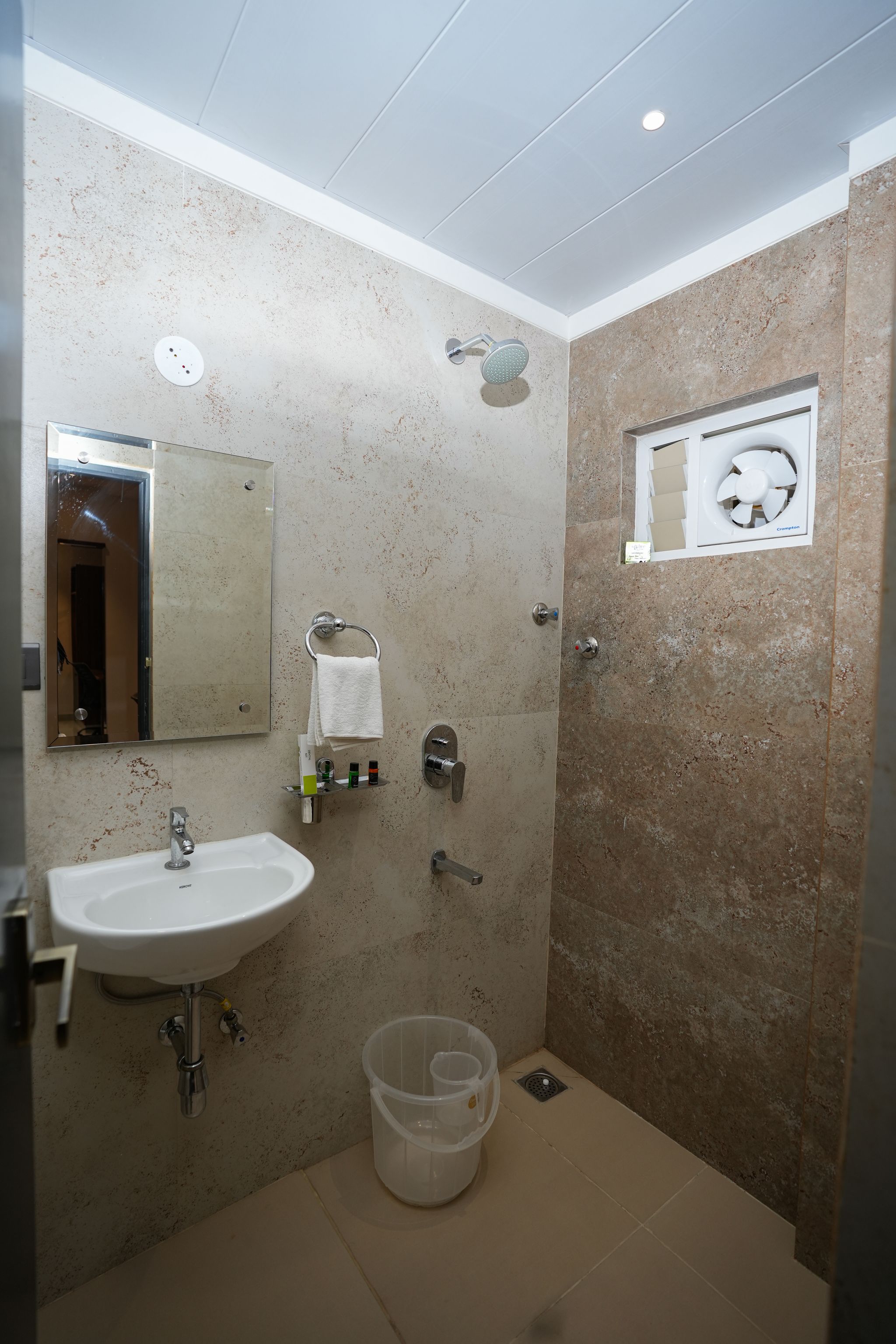 SKYVIEW BOUTIQUE HOTEL Premium Room With Twin Bed 11