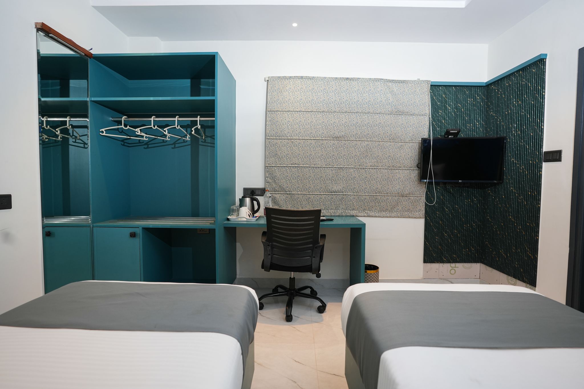 SKYVIEW BOUTIQUE HOTEL Premium Room With Twin Bed 14