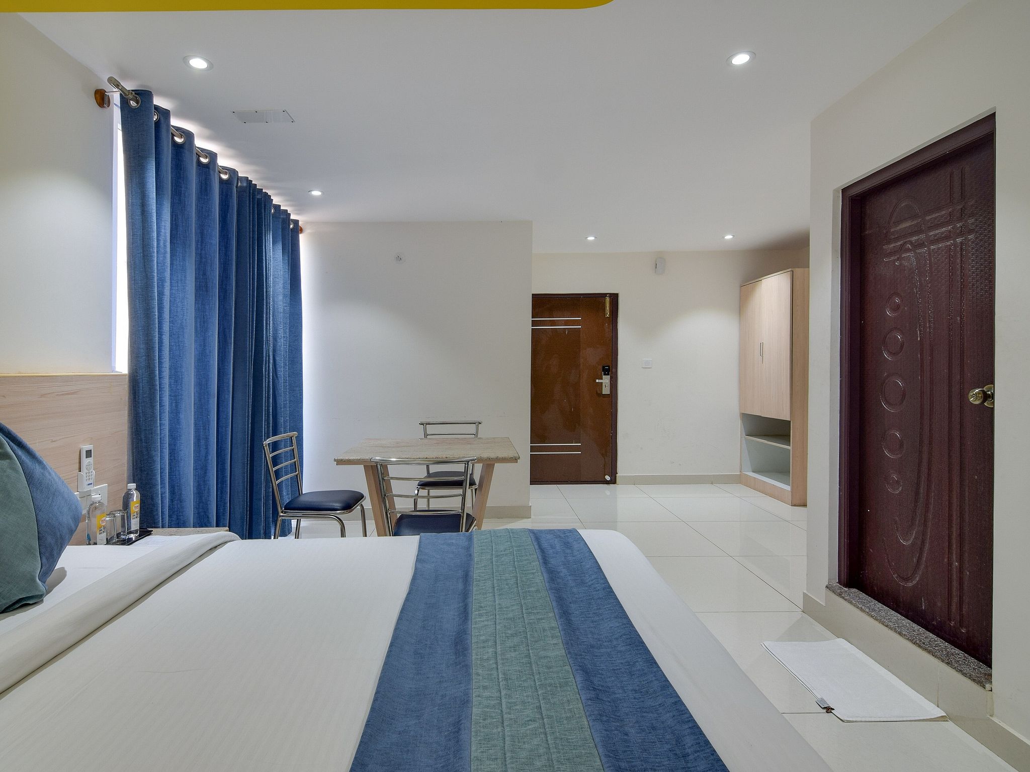 Orange Suites & Inn Standard Room 16